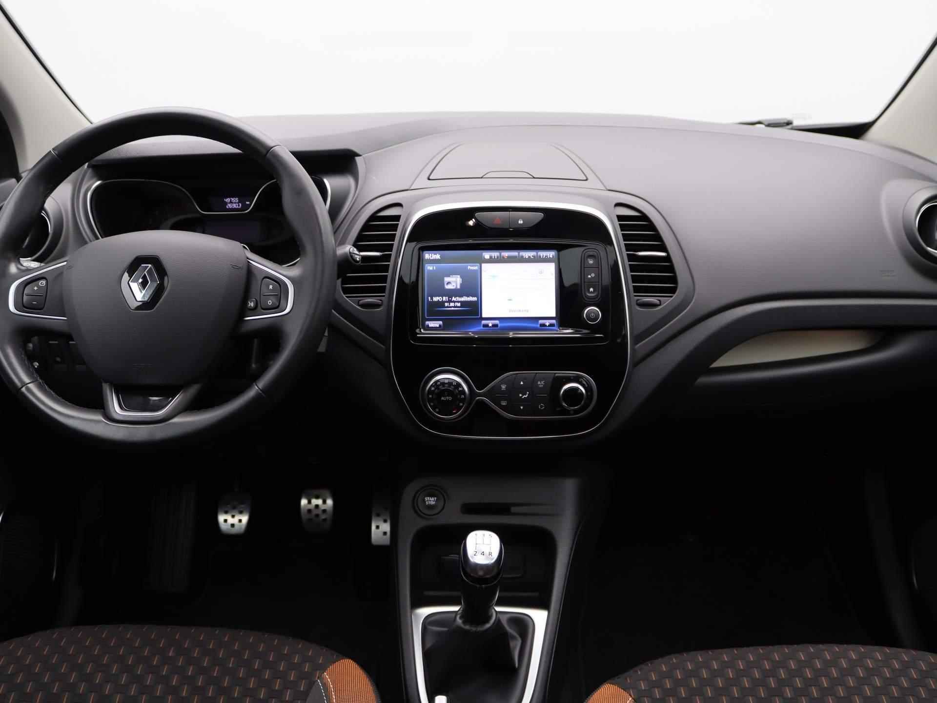 Renault Captur 0.9 TCe 90 Intens | Panoramadak | Parkeercamera | Trekhaak | Navigatie | - 30/40