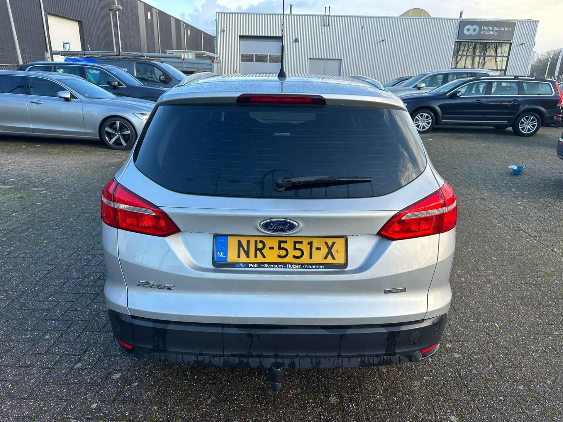 Ford Focus Wagon 1.0 Titanium - 6/21