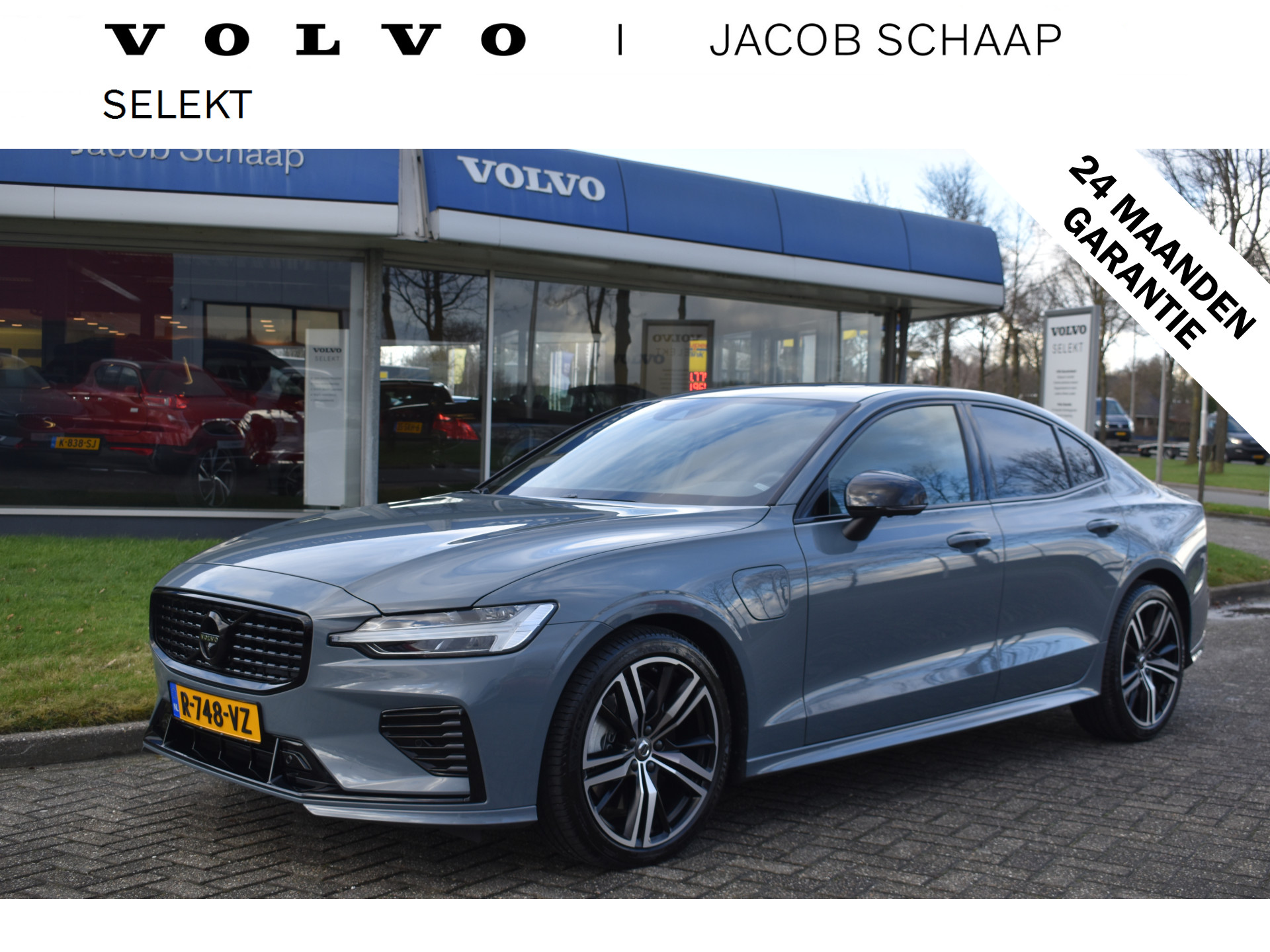 Volvo S60 Recharge T6 AWD 340PK Automaat R-Design | H&K | Schuifdak | Elektrische stoelen | Stoel&Stuur verwarming | 360 camera | bij viaBOVAG.nl