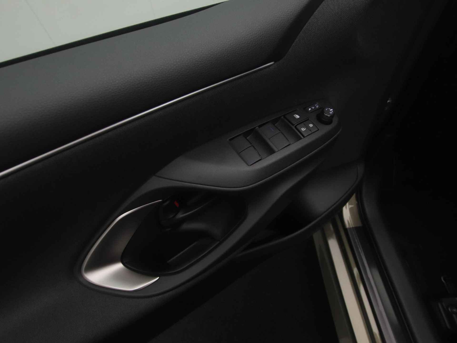 Mazda 2 Hybrid 1.5 Agile automaat met Comfort Pakket en Safety Pakket | voorraad voordeel | direct leverbaar - 12/40