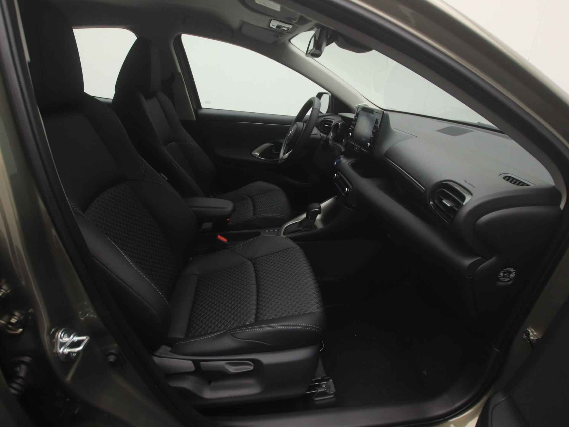 Mazda 2 Hybrid 1.5 Agile automaat met Comfort Pakket en Safety Pakket | voorraad voordeel | direct leverbaar - 20/40