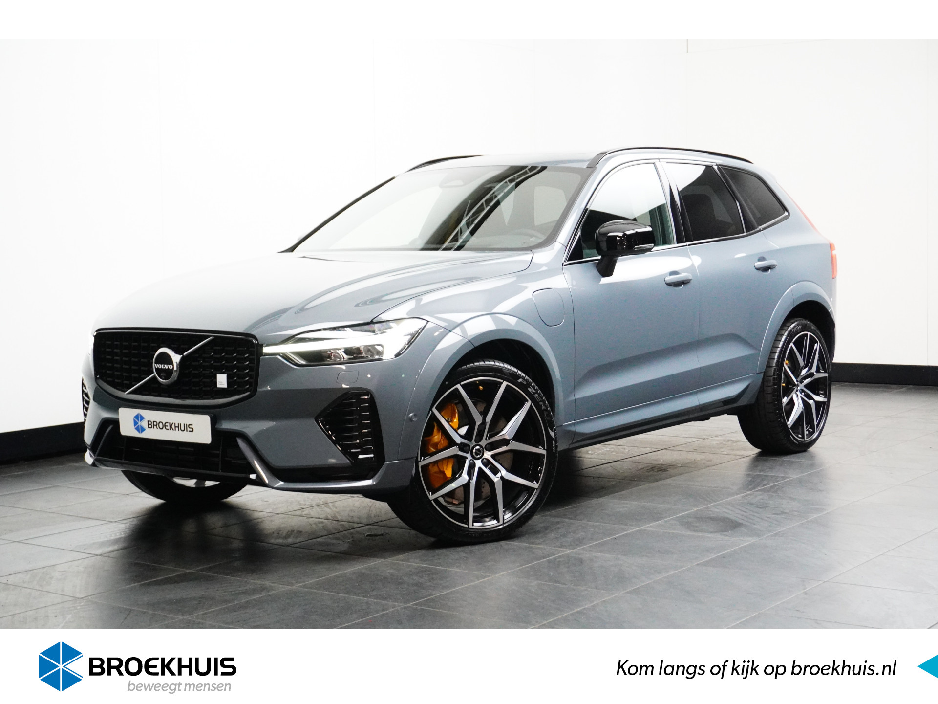 Volvo XC60 T8 AWD Polestar Engineered | 22'' | Bowers & Wilkins | 360 Camera | Getint en Gelaagd glas | Trekhaak | Head-up | Panoramadak |