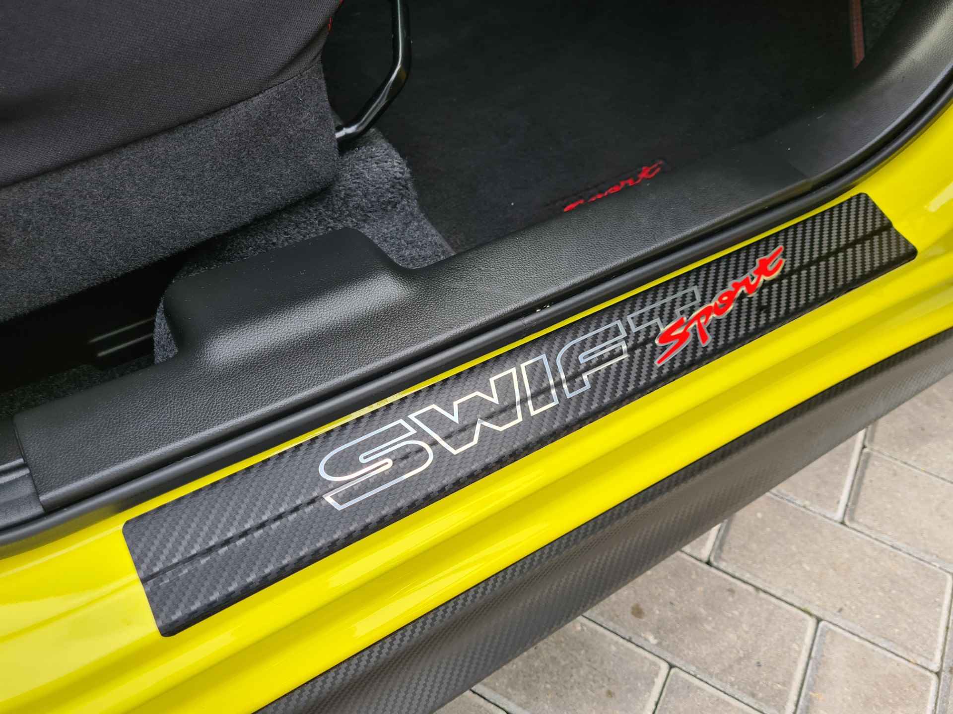 Suzuki Swift 1.4 Boosterjet Smart Hybrid Sport NL Auto! - 8/17