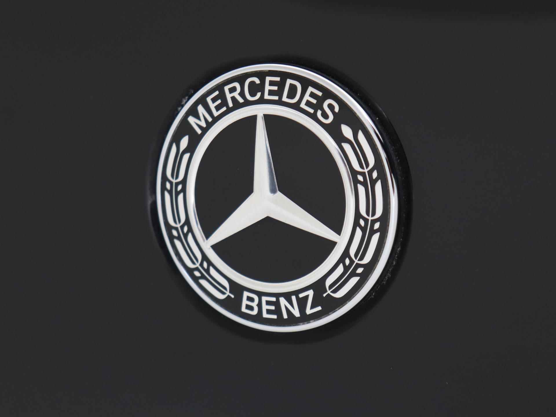 Mercedes-Benz CLA-klasse 180 Business Solution AMG / White Art Edition/ 18 inch/ Achteruitrijcamera/ Afneembare Trekhaak - 26/30