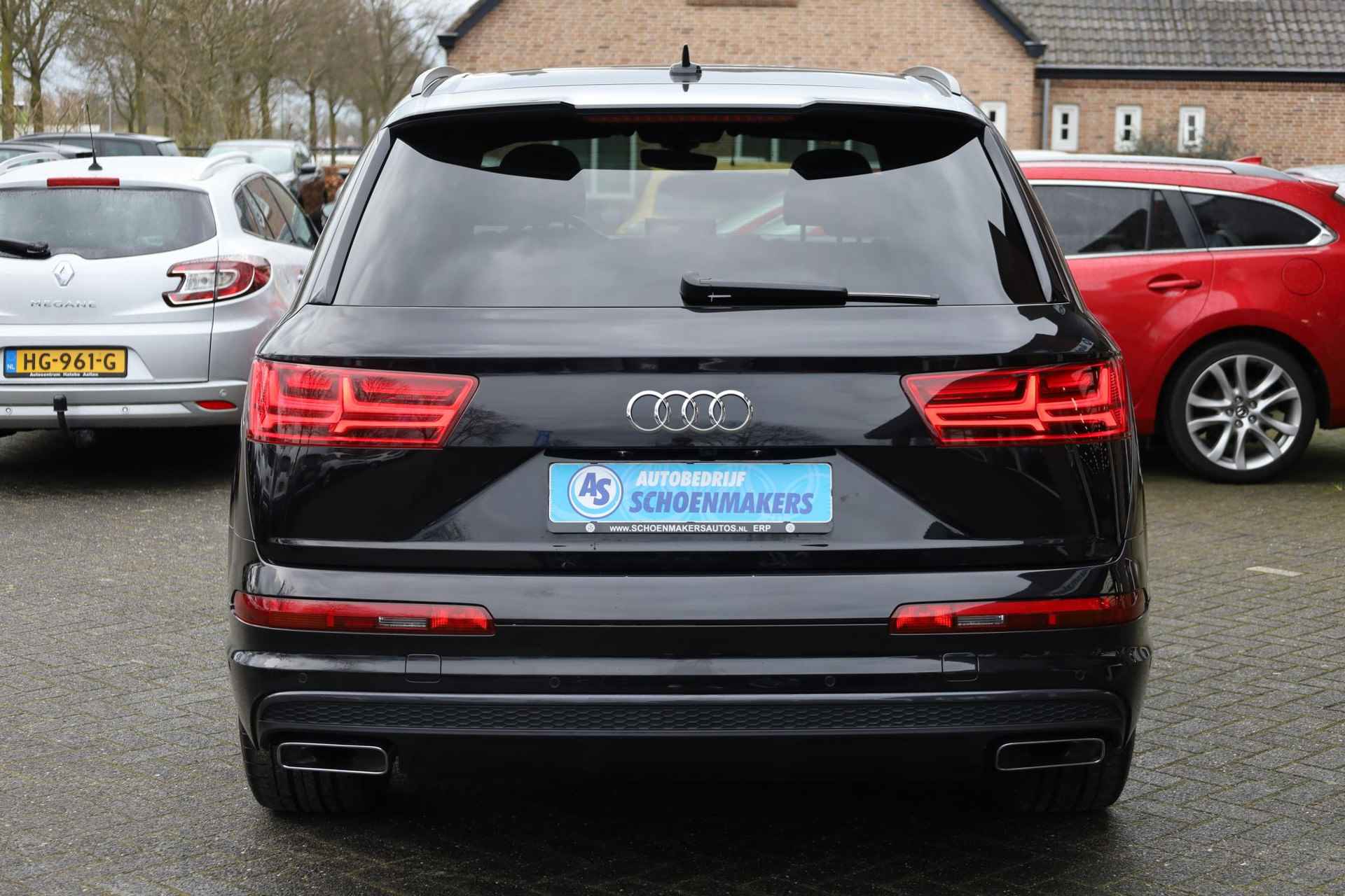 Audi Q7 50 TDI quattro Pro Line S - 4/28