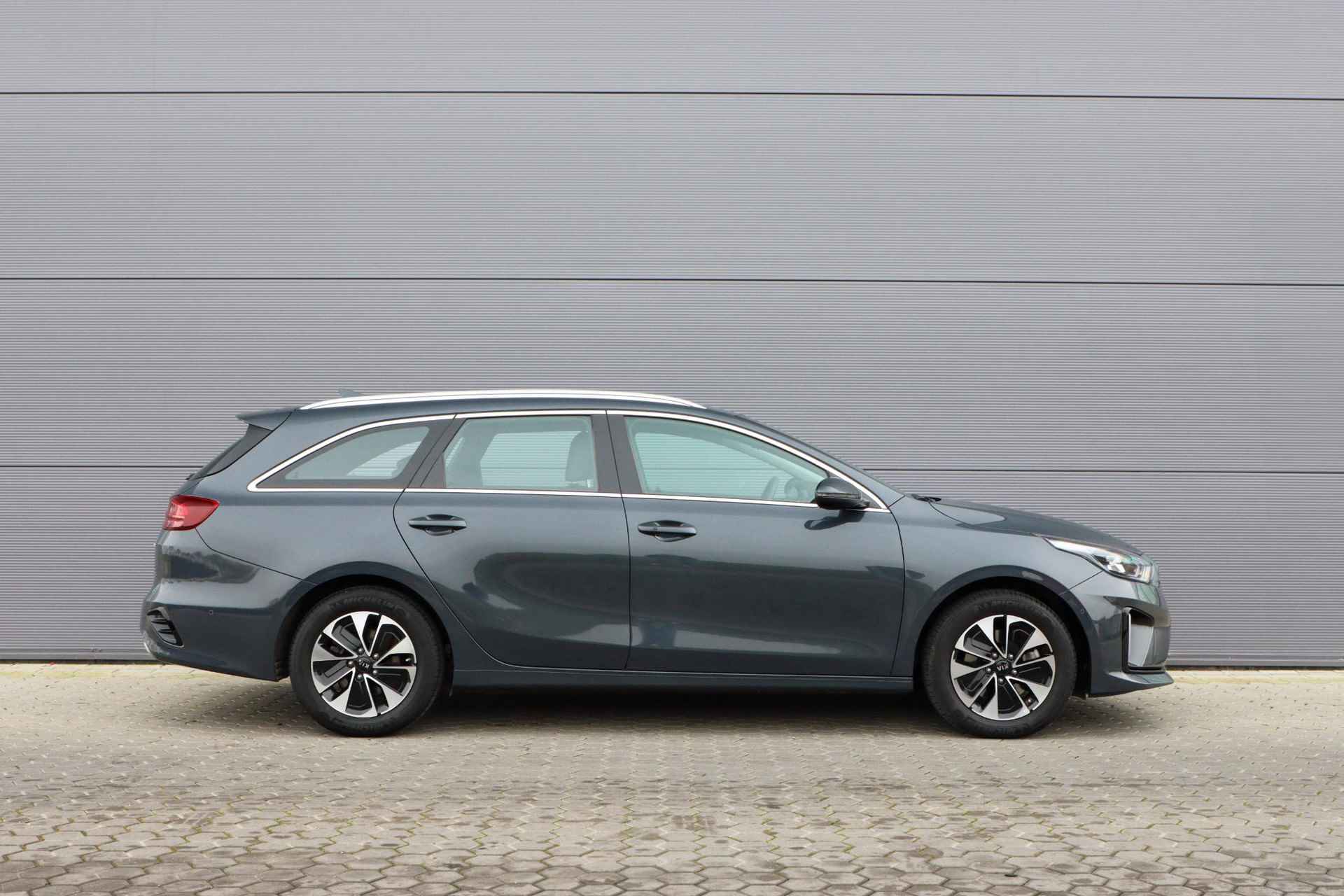 Kia Ceed Sportswagon 1.6 GDI PHEV DynamicPlusLine | Adaptieve cruise | Rijklaarprijs - incl.garantie - 18/59