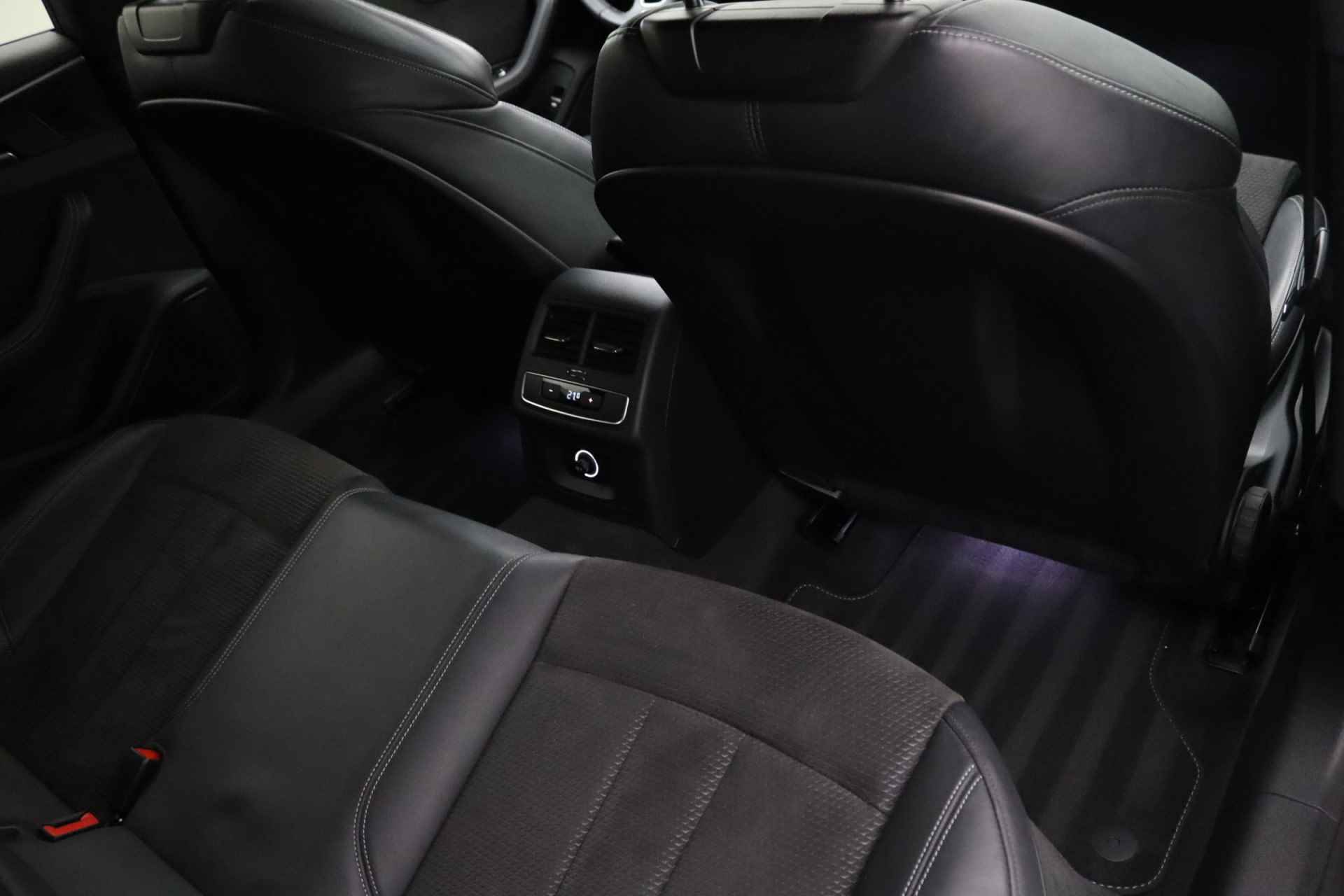 Audi A5 Sportback 2.0 TFSI Sport Pro Line S | Adaptieve cruise control | Climate control | Stoelverwarming - 12/30