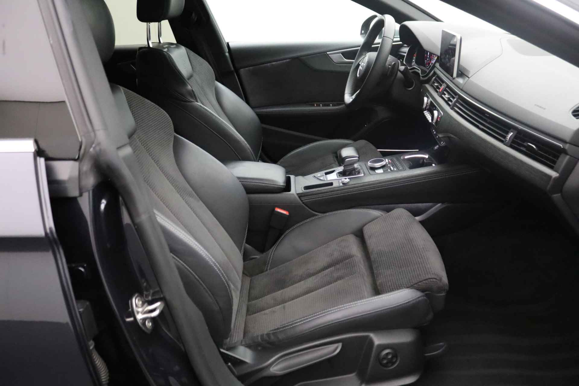 Audi A5 Sportback 2.0 TFSI Sport Pro Line S | Adaptieve cruise control | Climate control | Stoelverwarming - 30/30