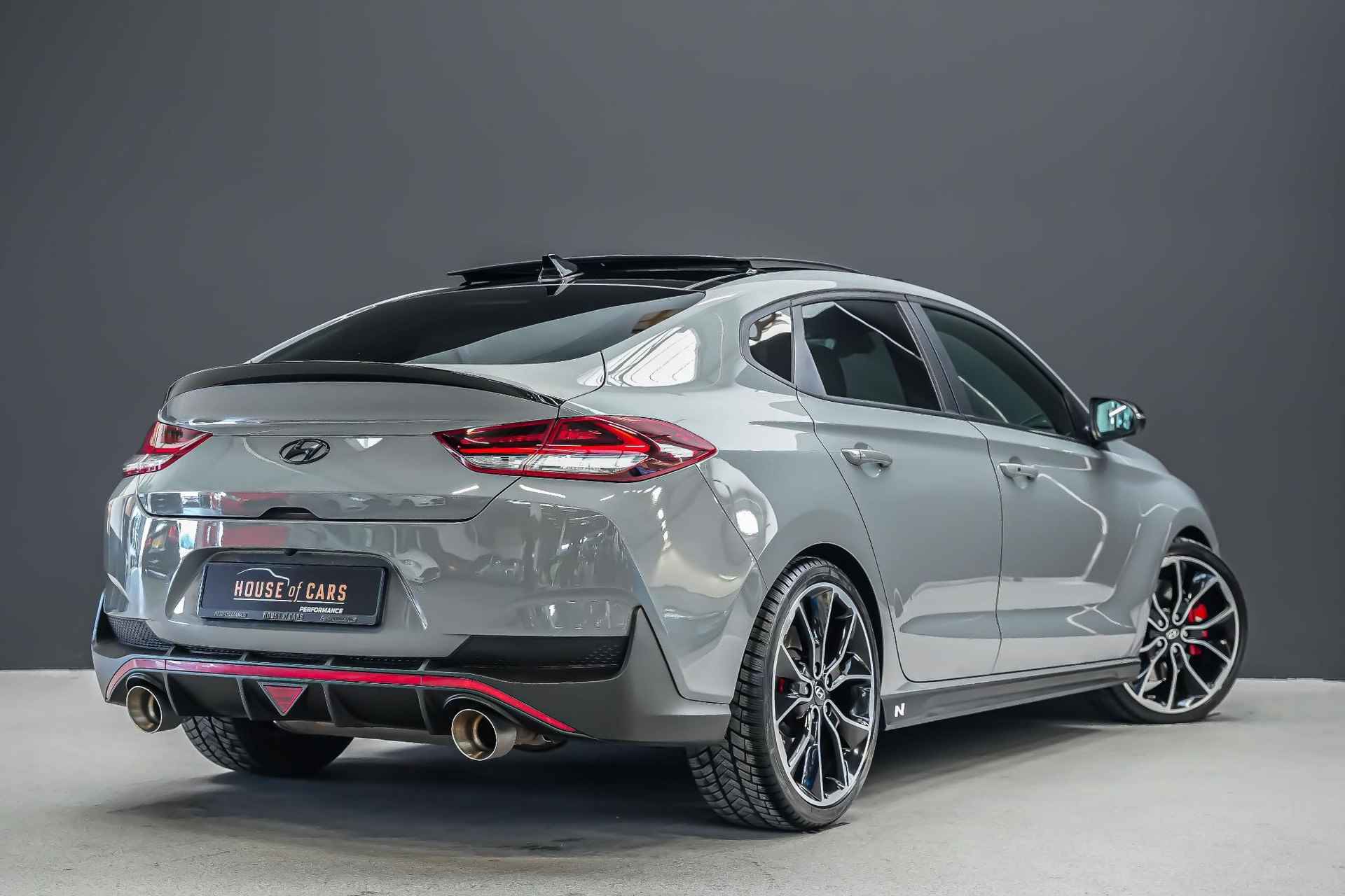 Hyundai i30 N2 Performance Fastback 2.0 275pk T-GDI |panoramadak|Pioneer geluidsysteem|elk. stoelen + instap functie|Apple Carplay|parkeercamera en sensoren|cruise control|19"| - 2/43