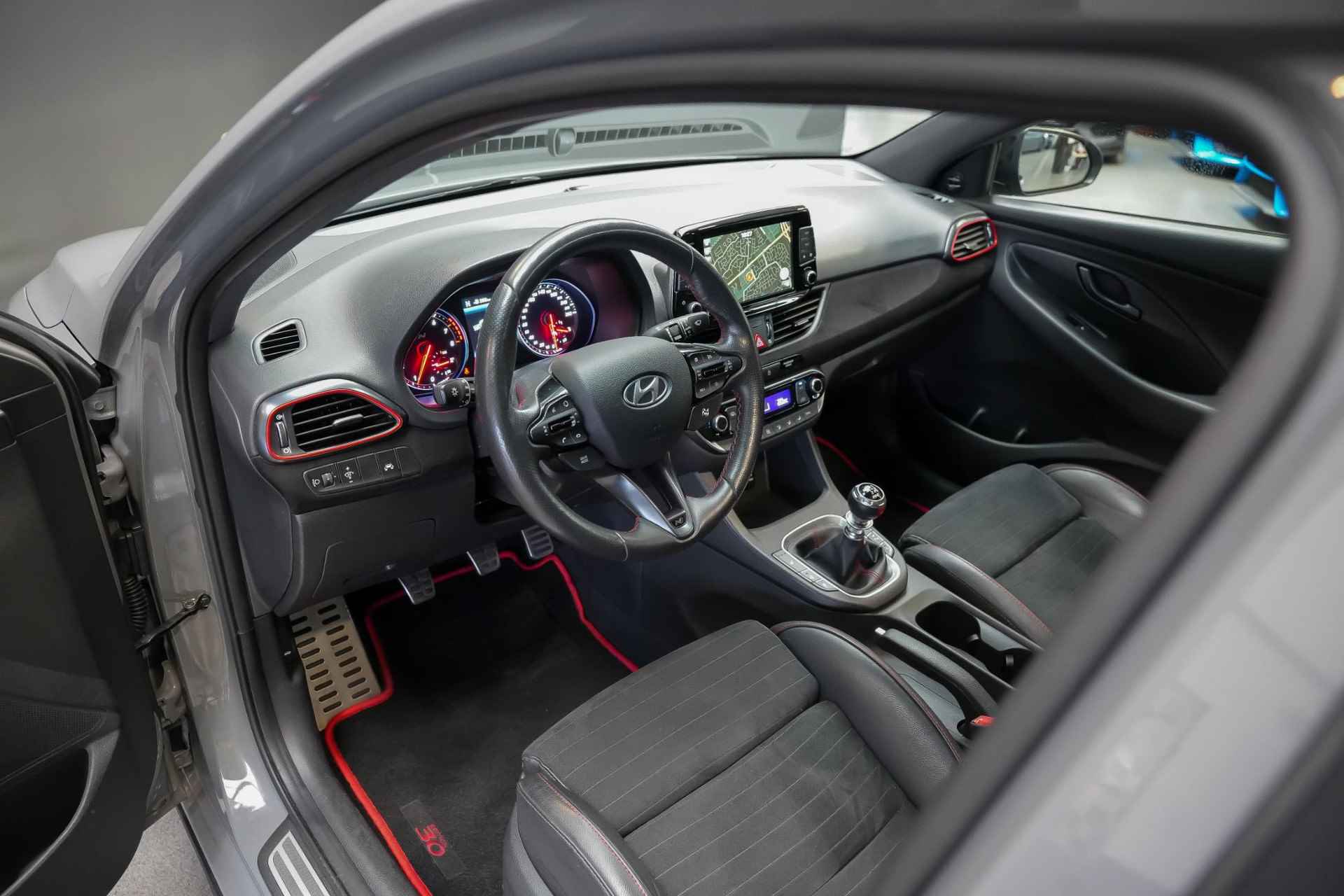 Hyundai i30 N2 Performance Fastback 2.0 275pk T-GDI |panoramadak|Pioneer geluidsysteem|elk. stoelen + instap functie|Apple Carplay|parkeercamera en sensoren|cruise control|19"| - 5/43