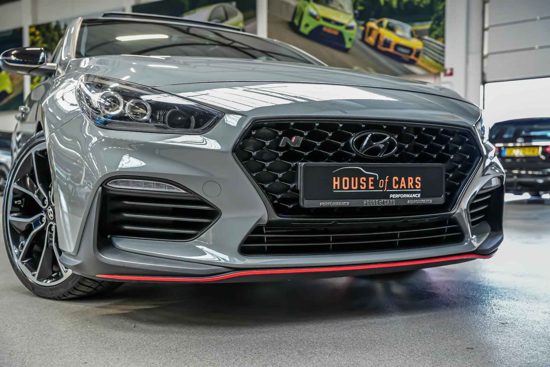 Hyundai i30 N2 Performance Fastback 2.0 275pk T-GDI |panoramadak|Pioneer geluidsysteem|elk. stoelen + instap functie|Apple Carplay|parkeercamera en sensoren|cruise control|19"| - 26/43