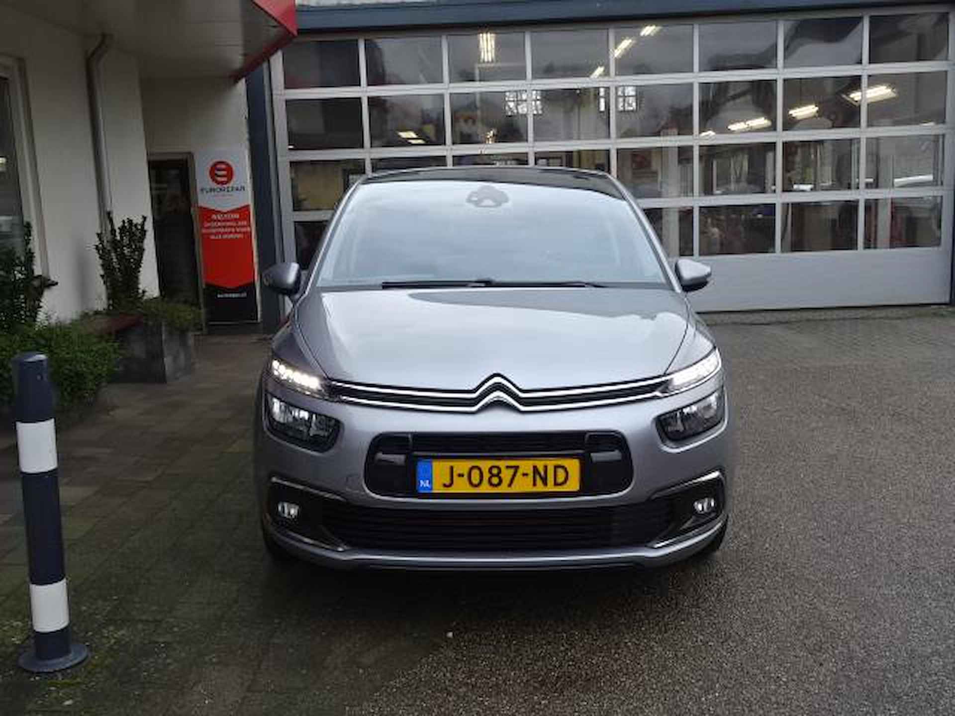 Citroen C4 SpaceTourer 1.2 PureTech Business - 8/29