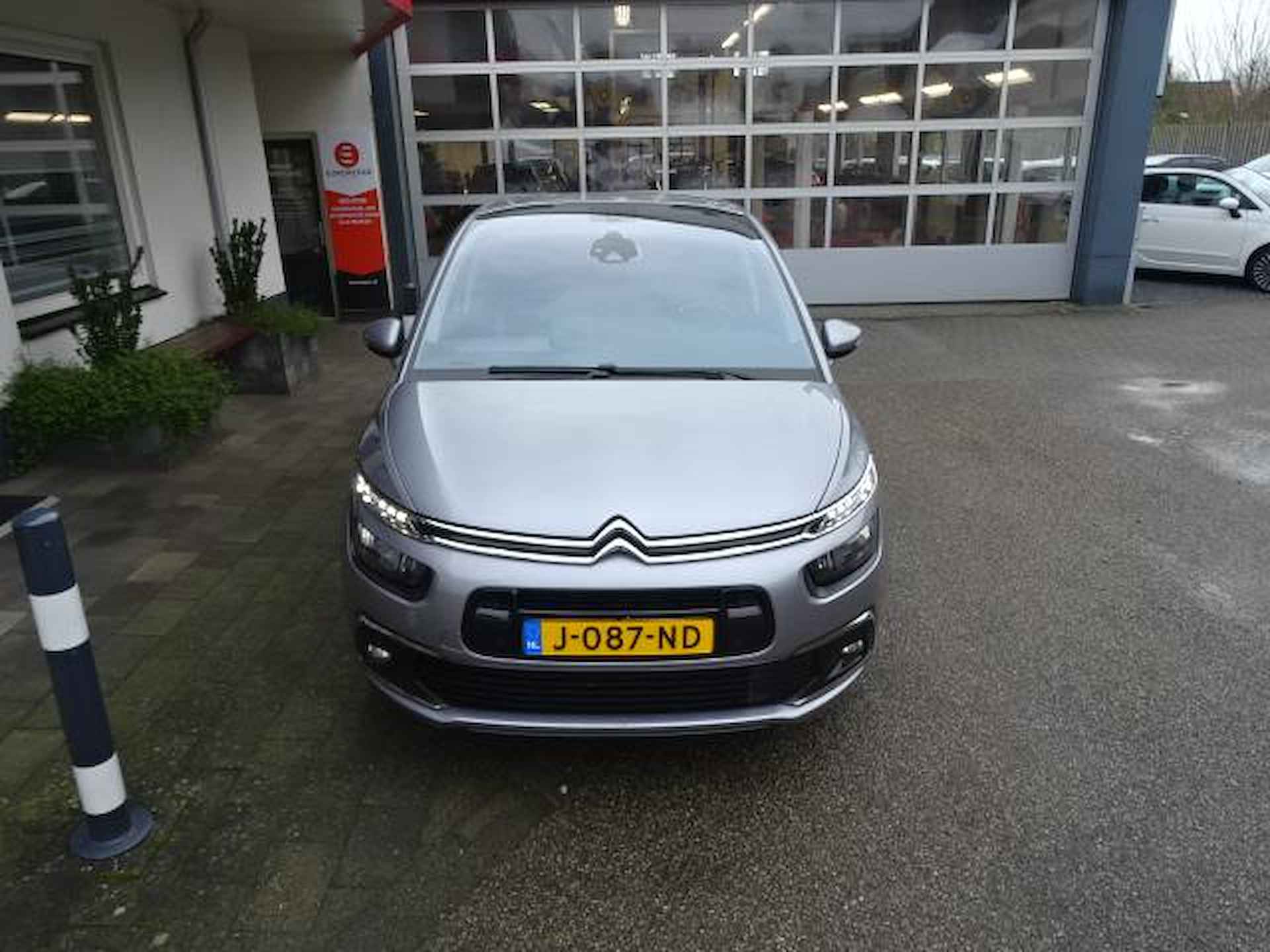 Citroen C4 SpaceTourer 1.2 PureTech Business - 9/29