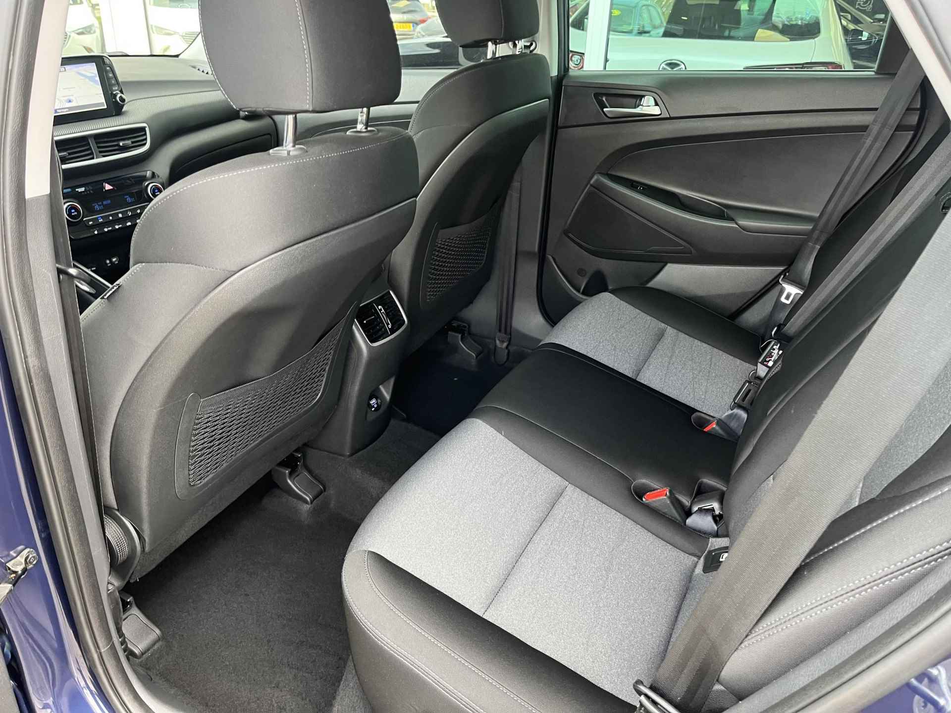 Hyundai Tucson 1.6 GDI Comfort | Navigatie | Cruise Control | Climate Control | Parkeersensoren | Parkeercamera | 36Mnd. Garantie | Rijklaar! | - 13/29