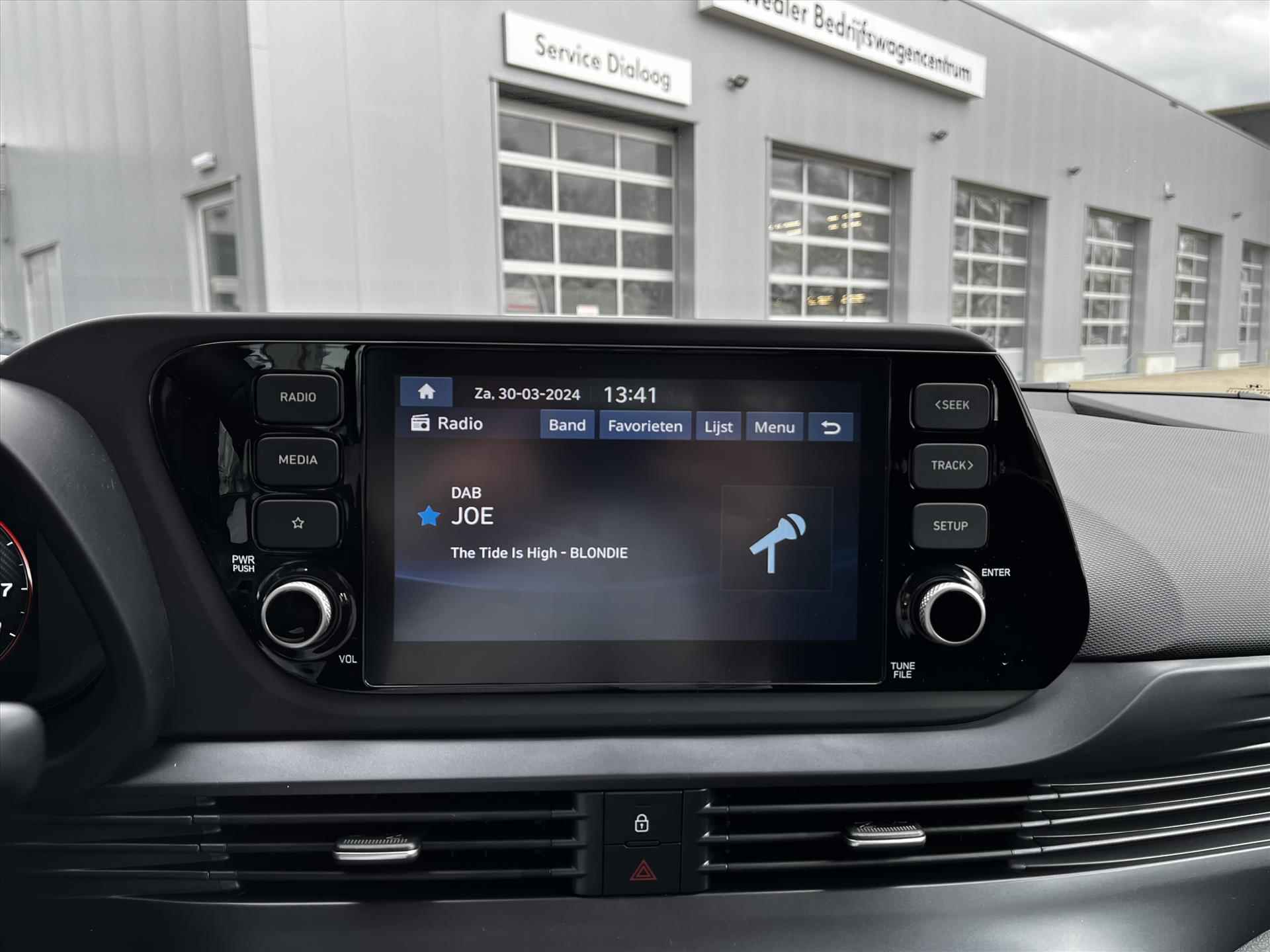 Hyundai I20 1.0 T-GDI 48V MHEV 100pk DCT Comfort | Applecarplay / Androidauto | Camera - 22/30