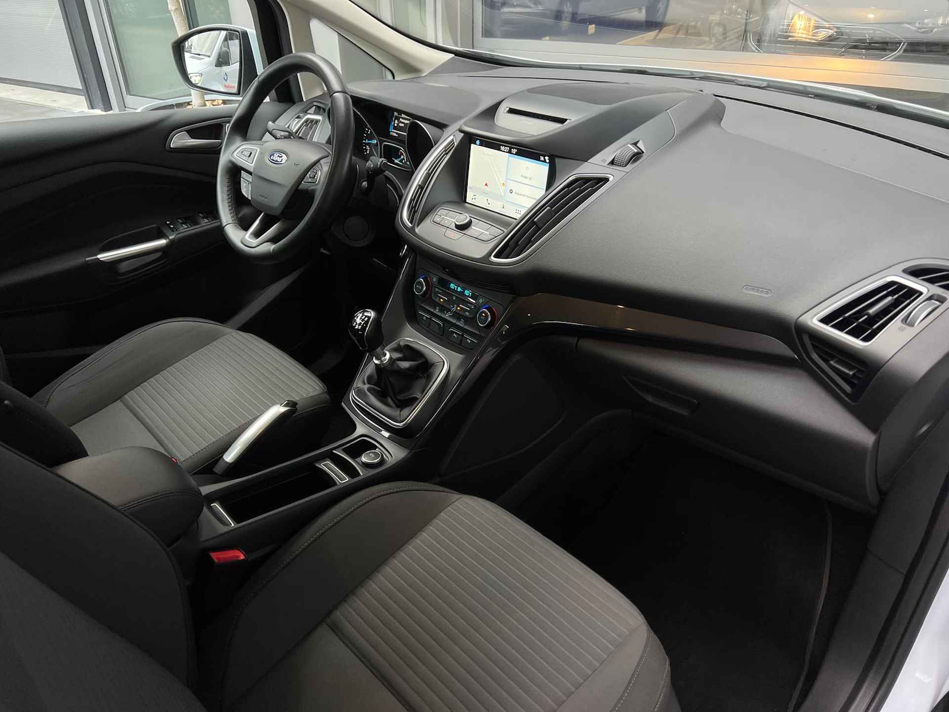 Ford C-MAX 1.0 Titanium | Navigatie | Apple Carplay | Keyless | Verw. voorruit | PDC rondom | Cruise C. | Climate C. - 15/35