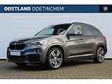 BMW X1 sDrive20i Executive M Sport Automaat / Trekhaak / Sportstoelen / LED / M Sport steering / Achteruitrijcamera / Head-Up / Park Assistant / M Sportonderstel