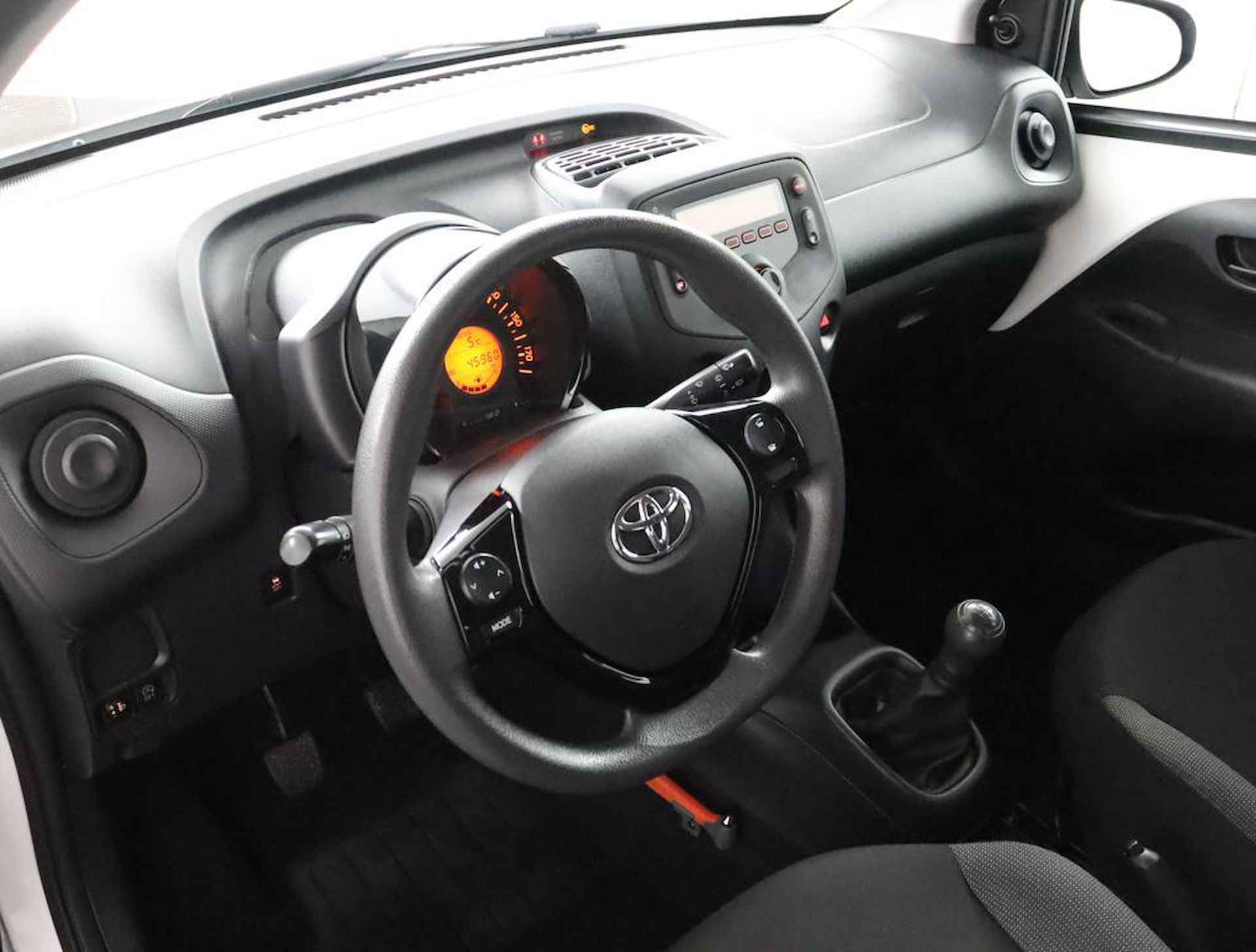 Toyota Aygo 1.0 VVT-i x-fun | Airconditioning | Centrale deurvergrendeling op afstand | NAP | - 47/53