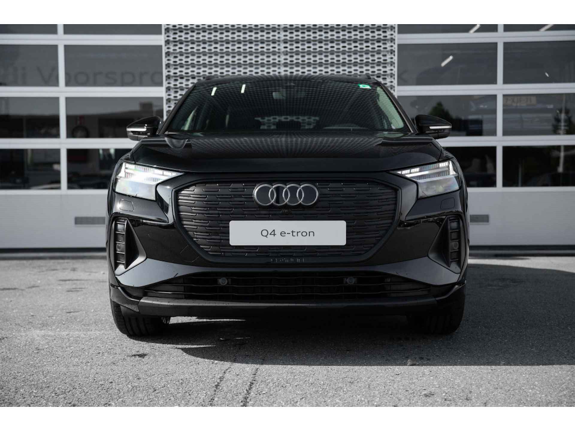 Audi Q4 e-tron 45 quattro Advanced edition 82 kWh | Assistentiepakket Plus | Zwart optiek | Comfortpakket - 4/12