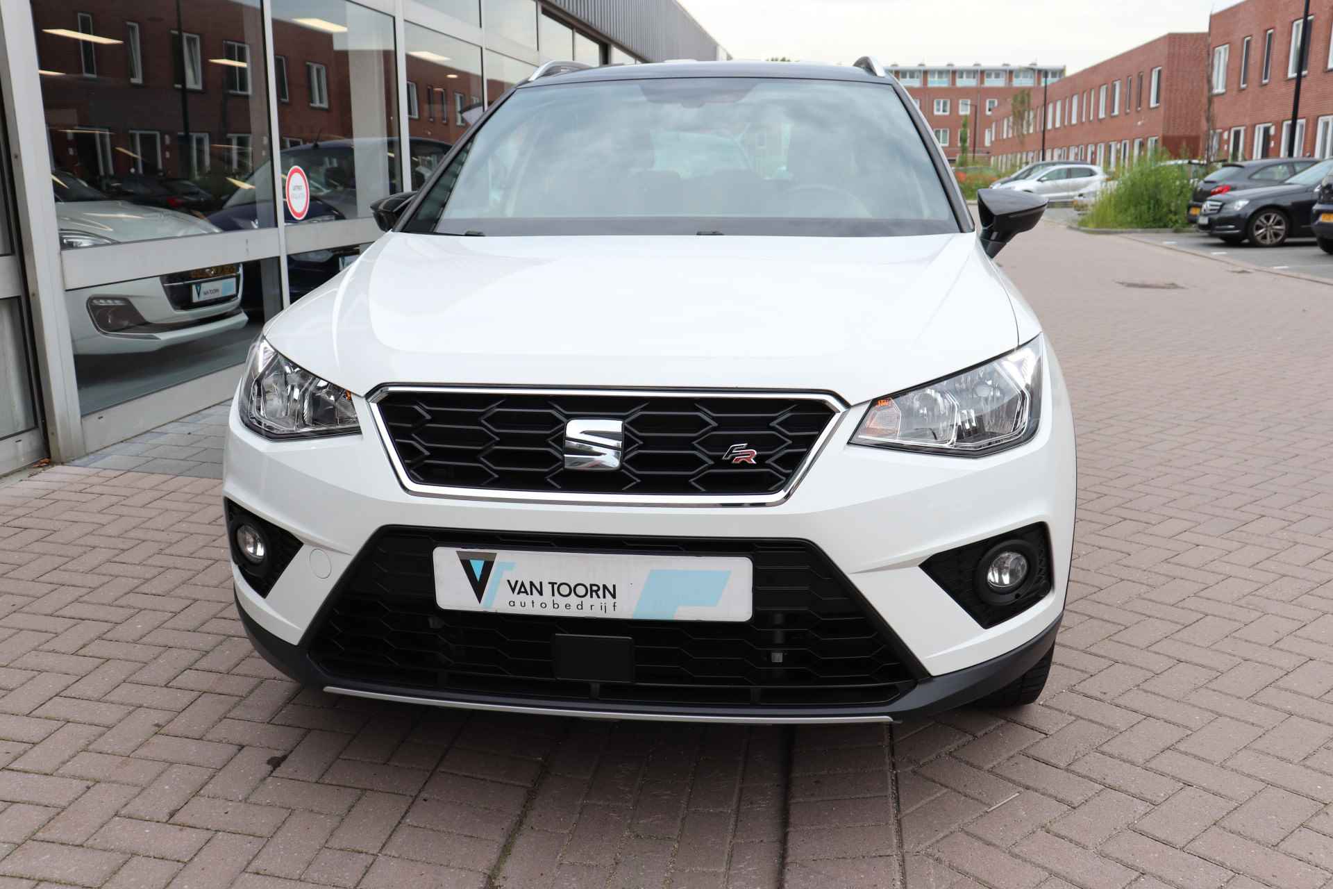 SEAT Arona 1.0 TSI FR Business Intense. Navigatie. - 7/40