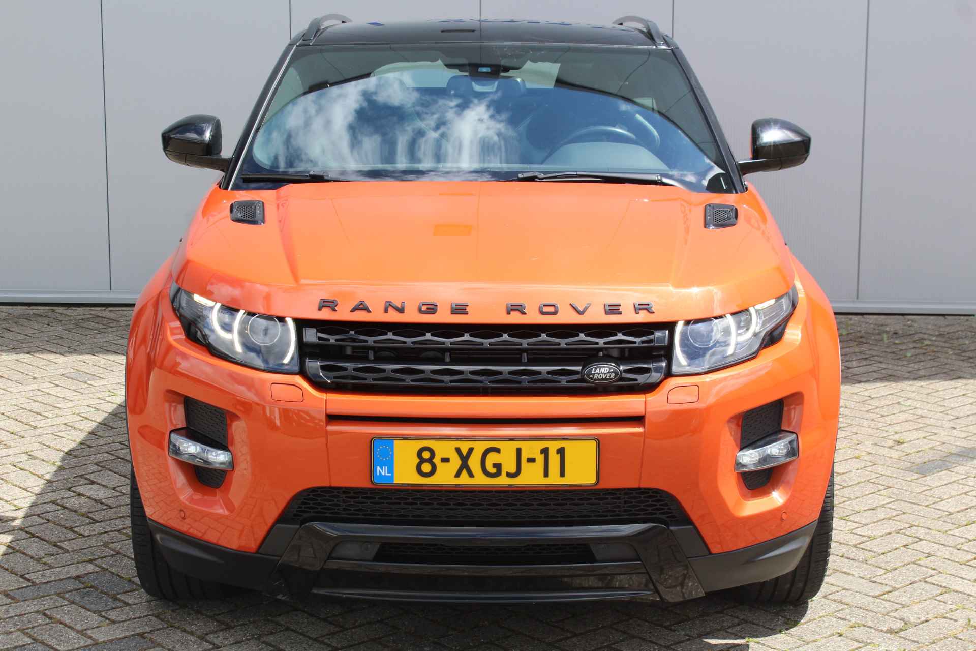 Land Rover Range Rover Evoque Coupé 2.0-240pk Si 4WD Sicilian Yellow. AUTOMAAT ! Bijzonder mooie verschijning deze Range Rover Evoque. Lederen interieur, climate control, Trekhaak, 20" LM wielen, Camera, Parkeersensoren, Sportstoelen, Metallic lak etc etc - 4/55