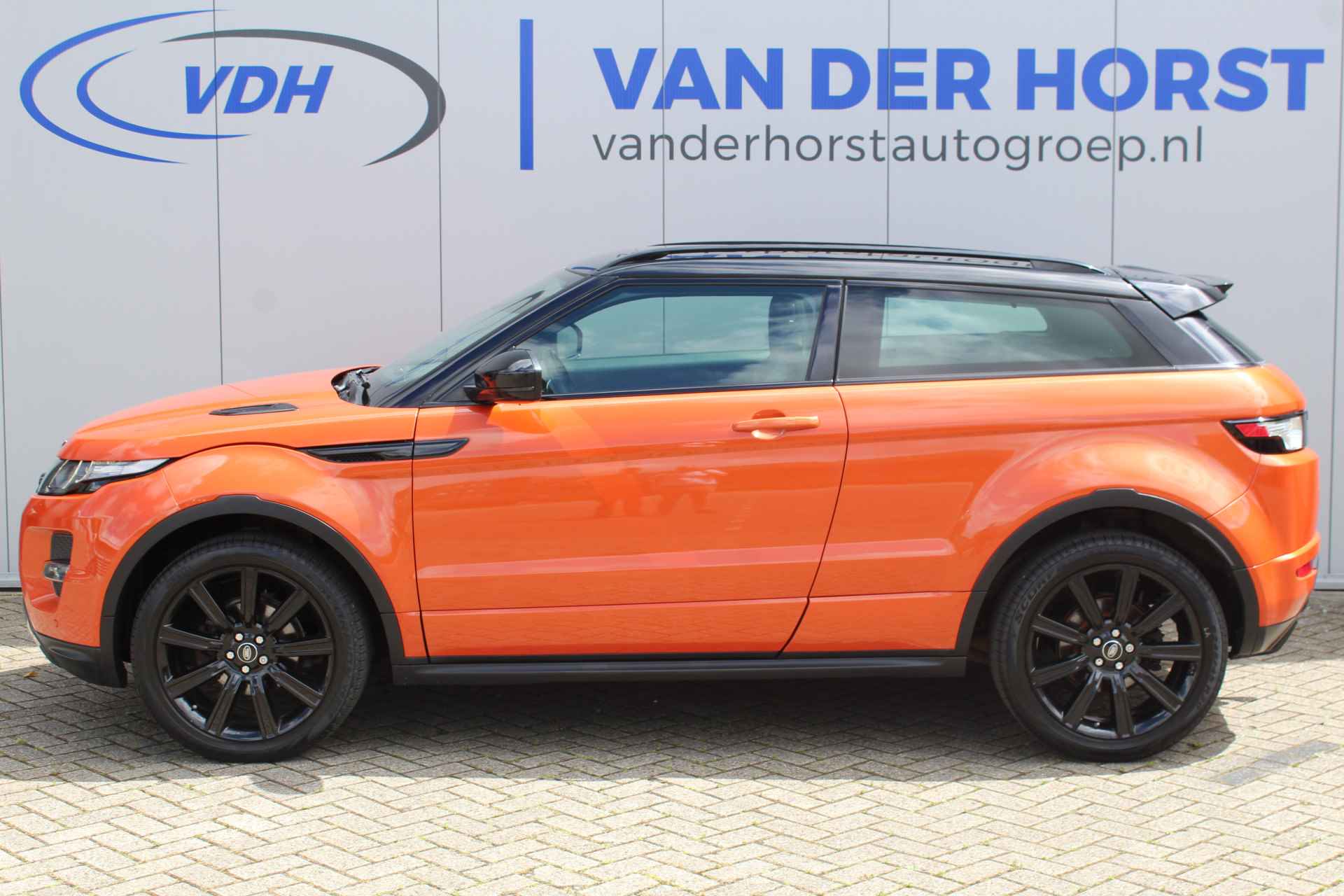 Land Rover Range Rover Evoque Coupé 2.0-240pk Si 4WD Sicilian Yellow. AUTOMAAT ! Bijzonder mooie verschijning deze Range Rover Evoque. Lederen interieur, climate control, Trekhaak, 20" LM wielen, Camera, Parkeersensoren, Sportstoelen, Metallic lak etc etc - 5/55