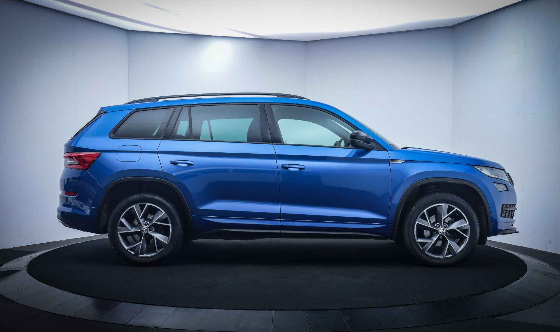 Škoda Kodiaq 1.5TSI Dsg SPORTLINE Business FULL LED/VIRTUAL/CANTON AUDIO/MEMORY/CAMERA/ACC/STUUR+STOELVERW./CARPLAY/AFN TREKHAAK/LMV 19'' - 4/31