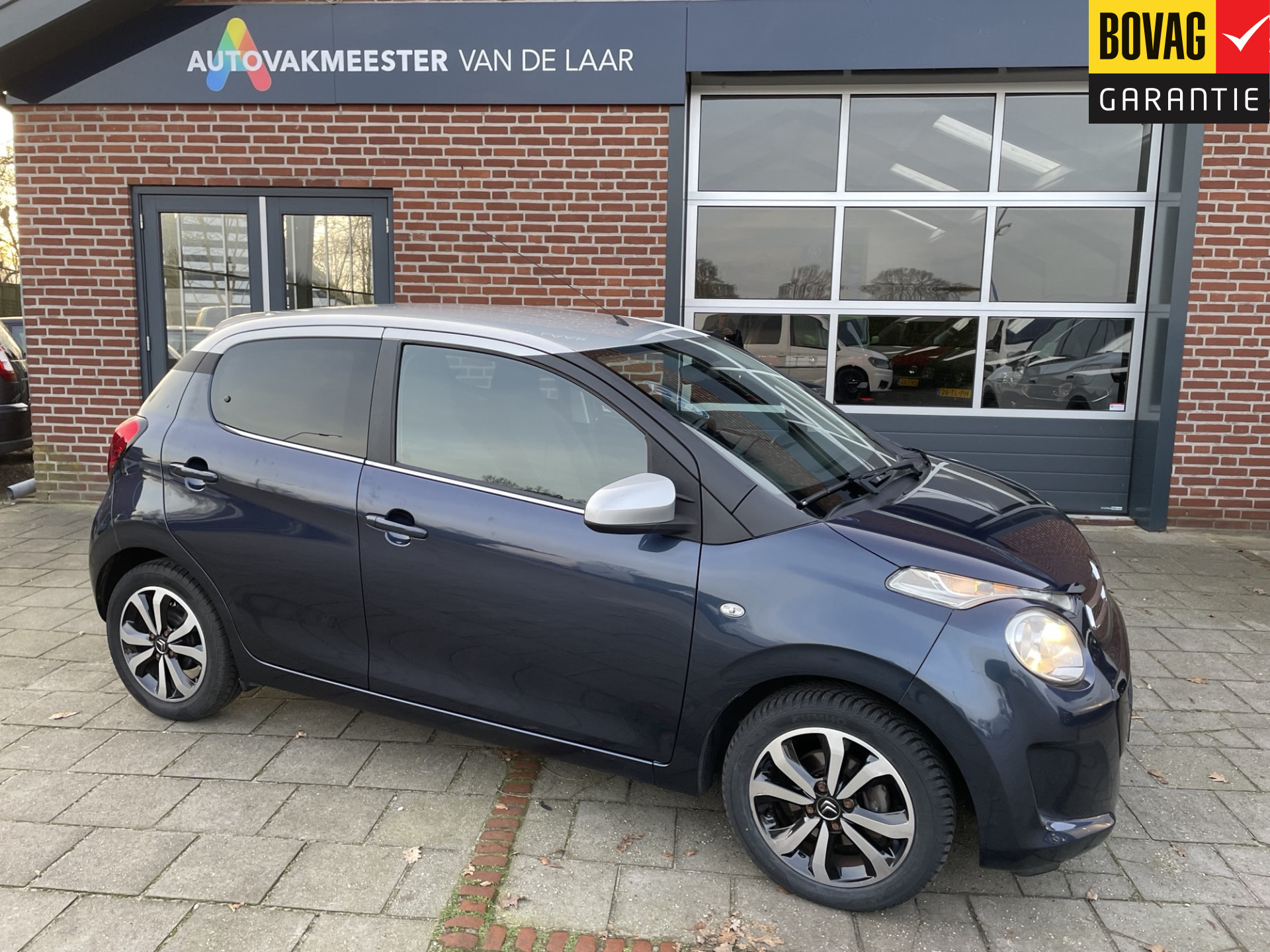 Citroën C1 1.0 e-VTi Shine 5drs ( Airco, Bluetooth Carkit, Achteruitrijcamera , Lederen stuurwiel) DIRECT  RIJKLAARPRIJS!