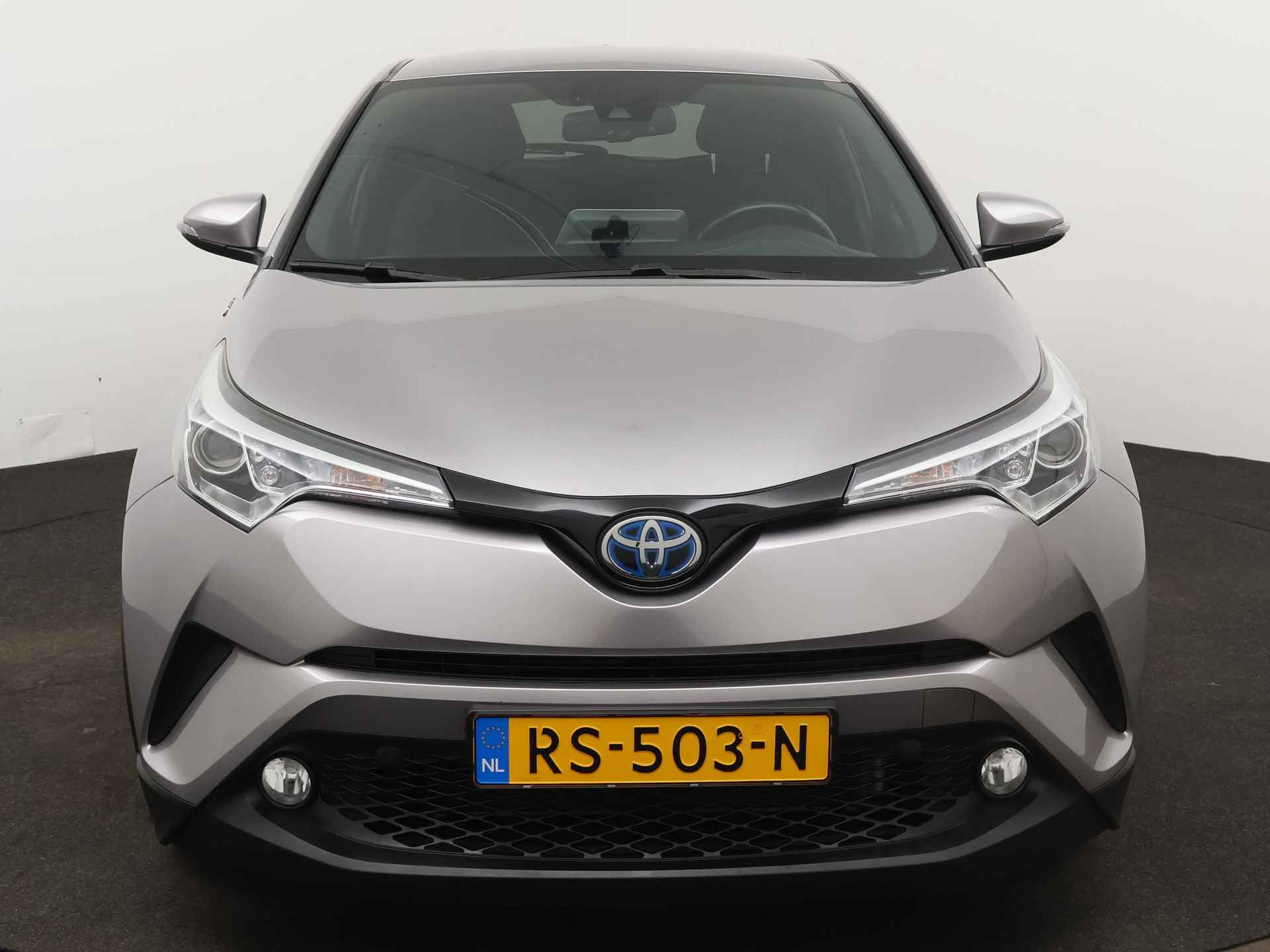 Toyota C-HR 1.8 Hybrid Dynamic | lederen stuurwiel | achteruitrijcamera | licht metalenvelgen | - 28/43