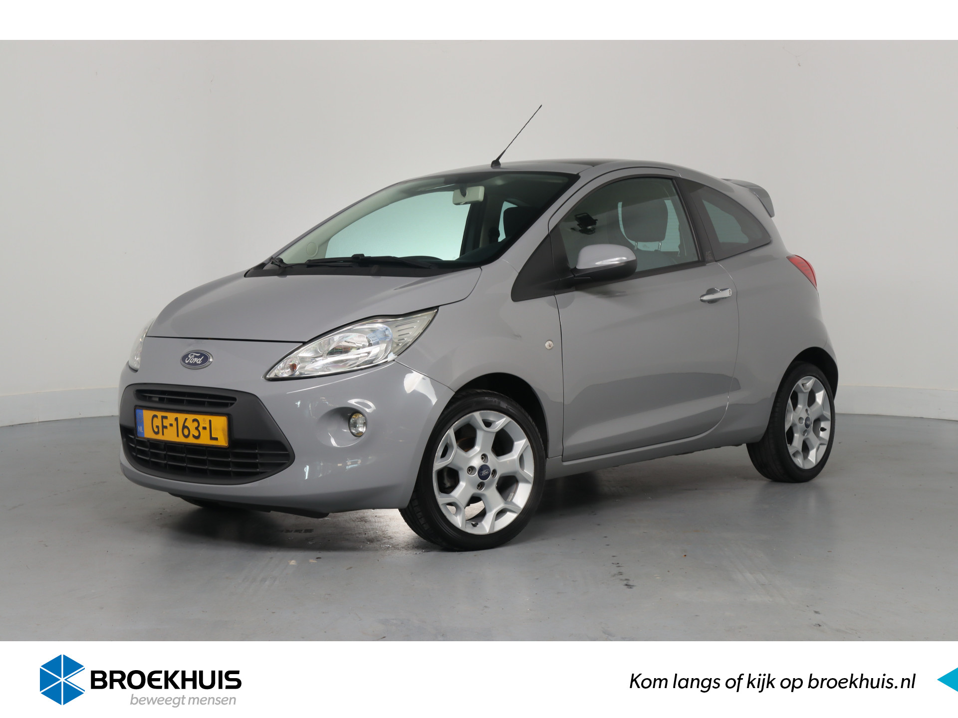 Ford Ka 1.2 Titanium X start/stop | Panoramadak | Airco | 16" Lichtmetalen velgen | Elektr ramen