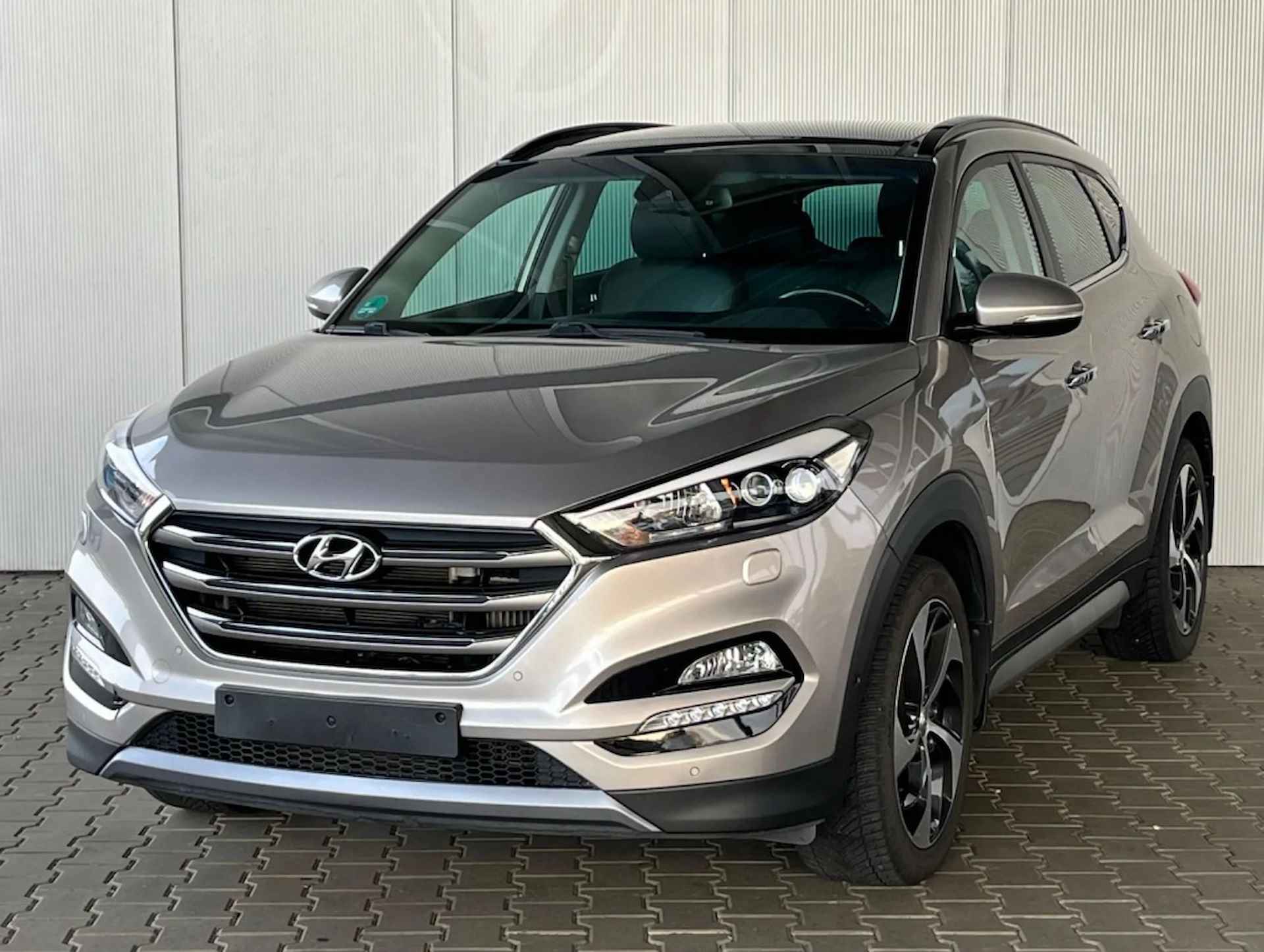 Hyundai Tucson 1.6 CRDi Premium - 2/25