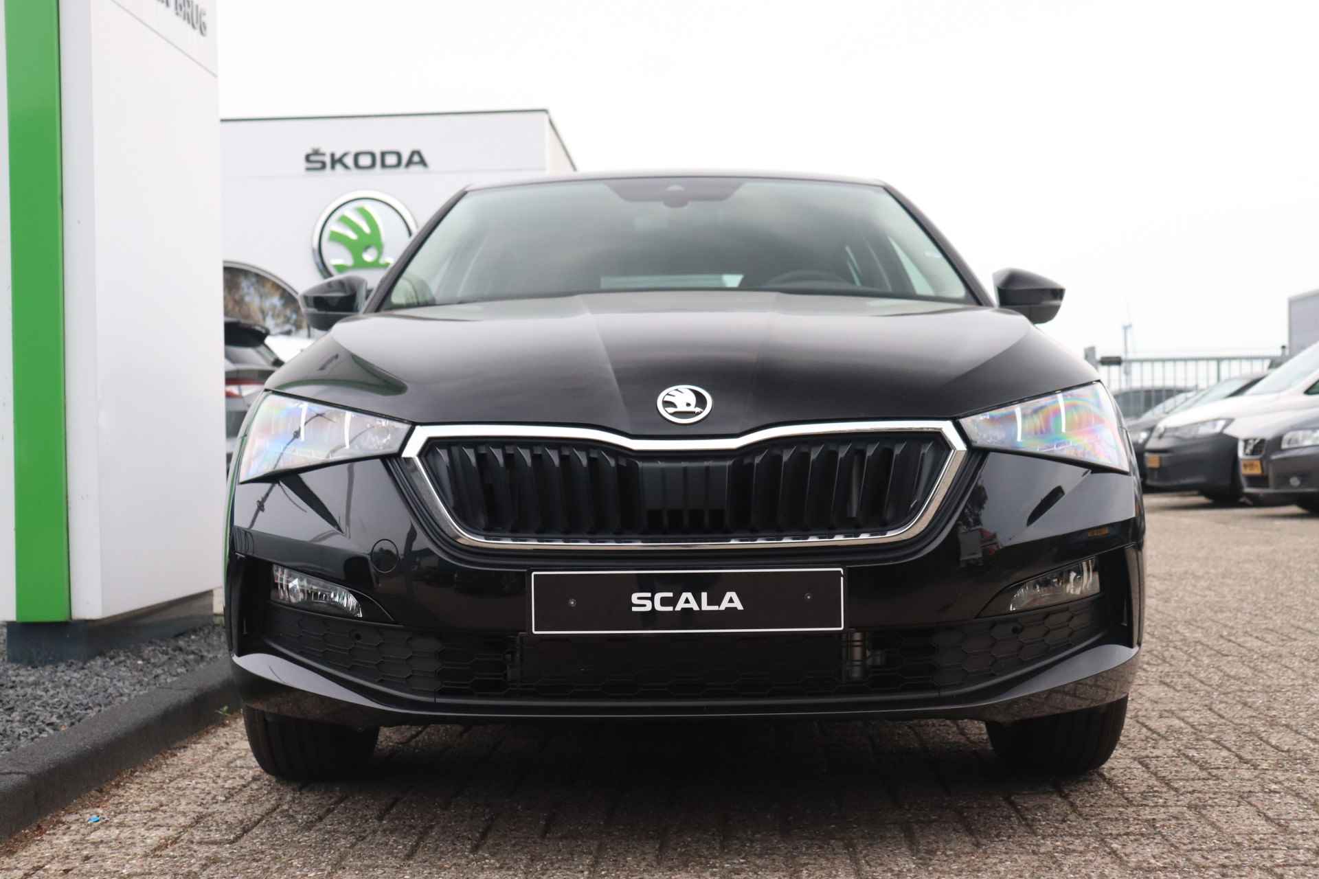 Škoda Scala 1.0 TSI 110pk Ambition | Parkeersensoren | Cruise control | Airco | Smartlink - 3/25