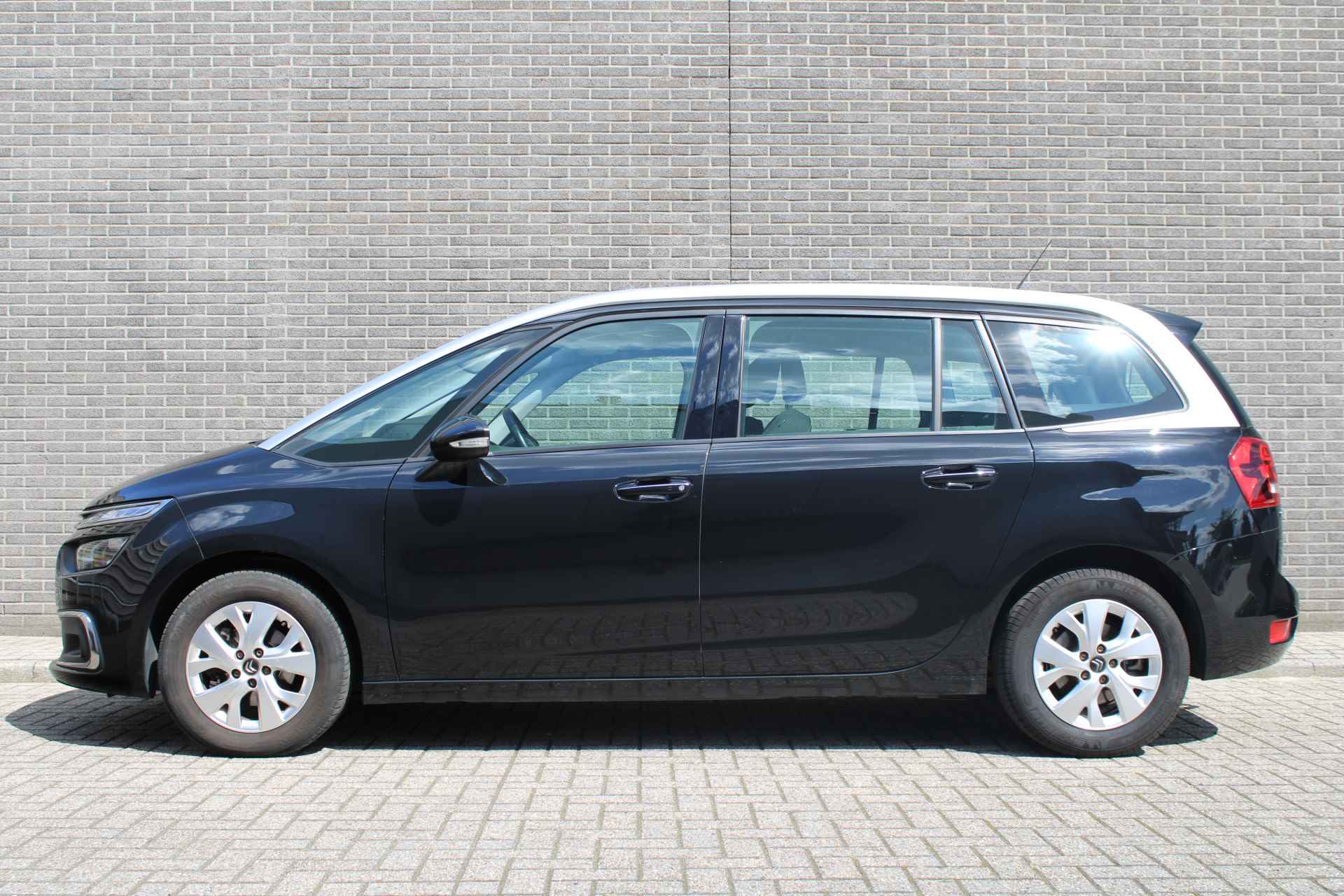 Citroën Grand C4 Picasso 1.2 PureTech Feel 7 Persoons, Trekhaak, Navigatie, Cruise/Climate control - 4/32