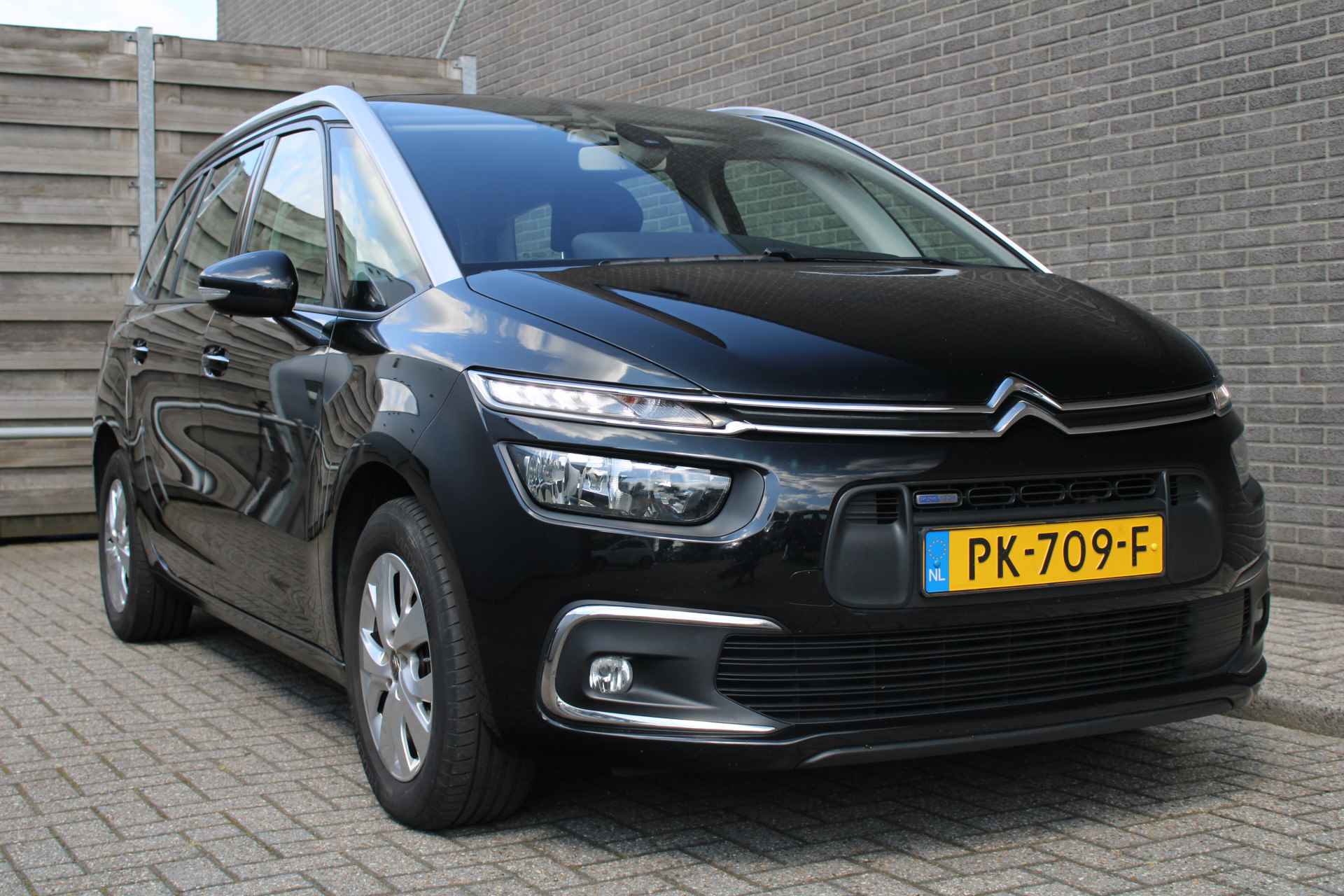 Citroën Grand C4 Picasso 1.2 PureTech Feel 7 Persoons, Trekhaak, Navigatie, Cruise/Climate control - 23/32