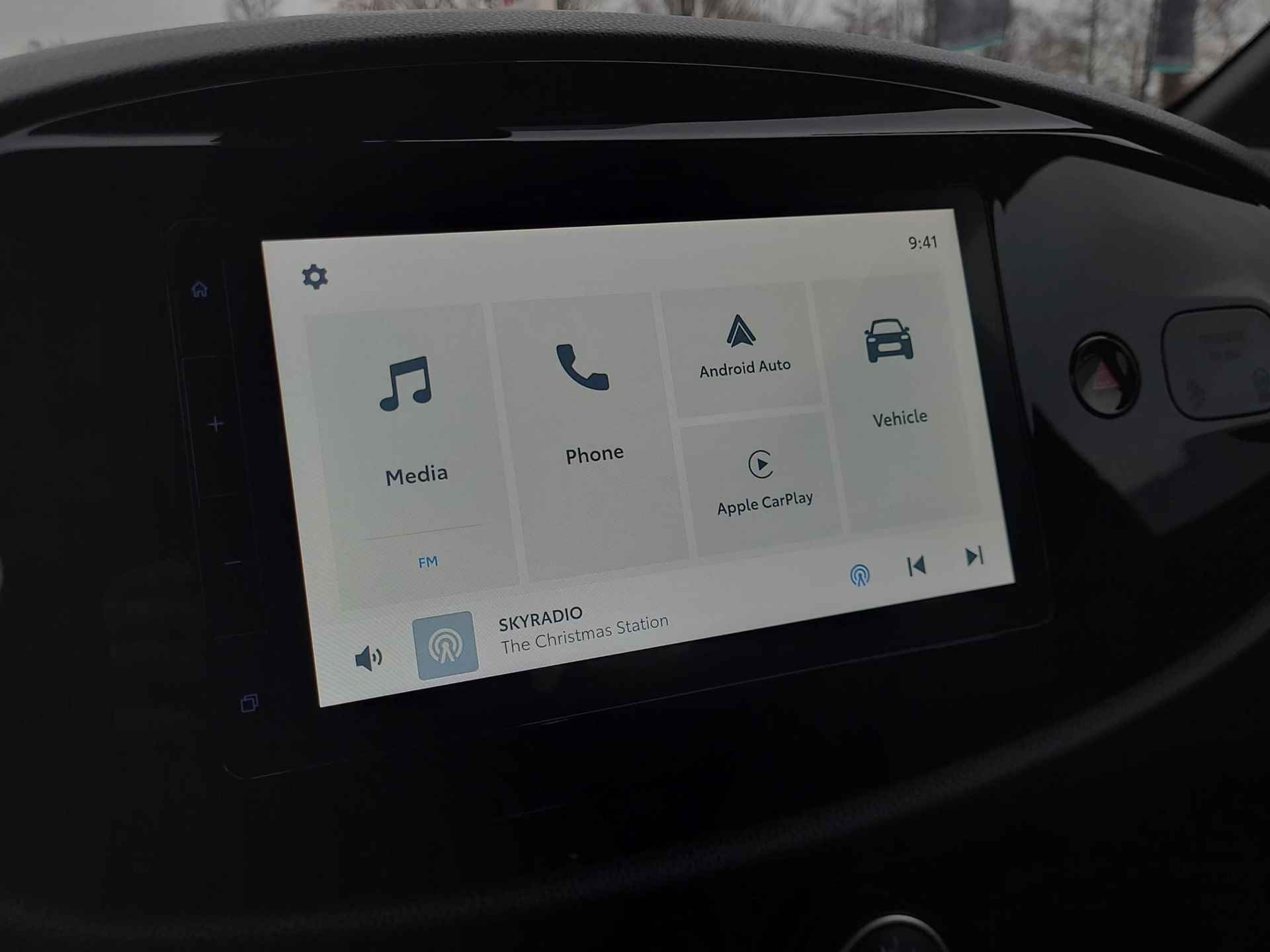 Toyota Aygo X 1.0 VVT-i MT Play | Apple CarPlay / Android Auto | Rijklaarprijs incl. garantie | - 12/30