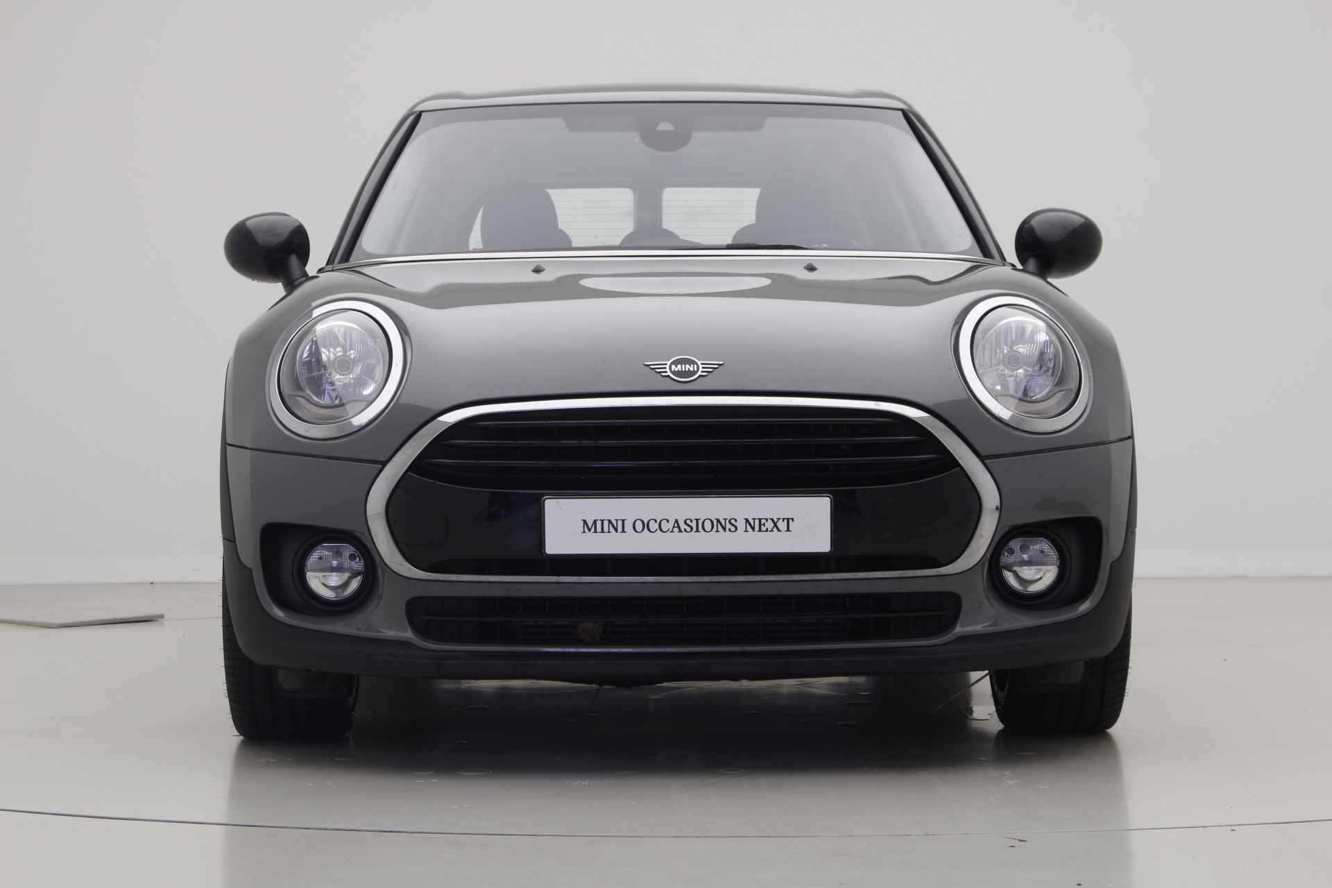 MINI Clubman Cooper | Trekhaak | CarPlay | Navigatie | Airco | 2 jaar MINI Garantie! - 4/32