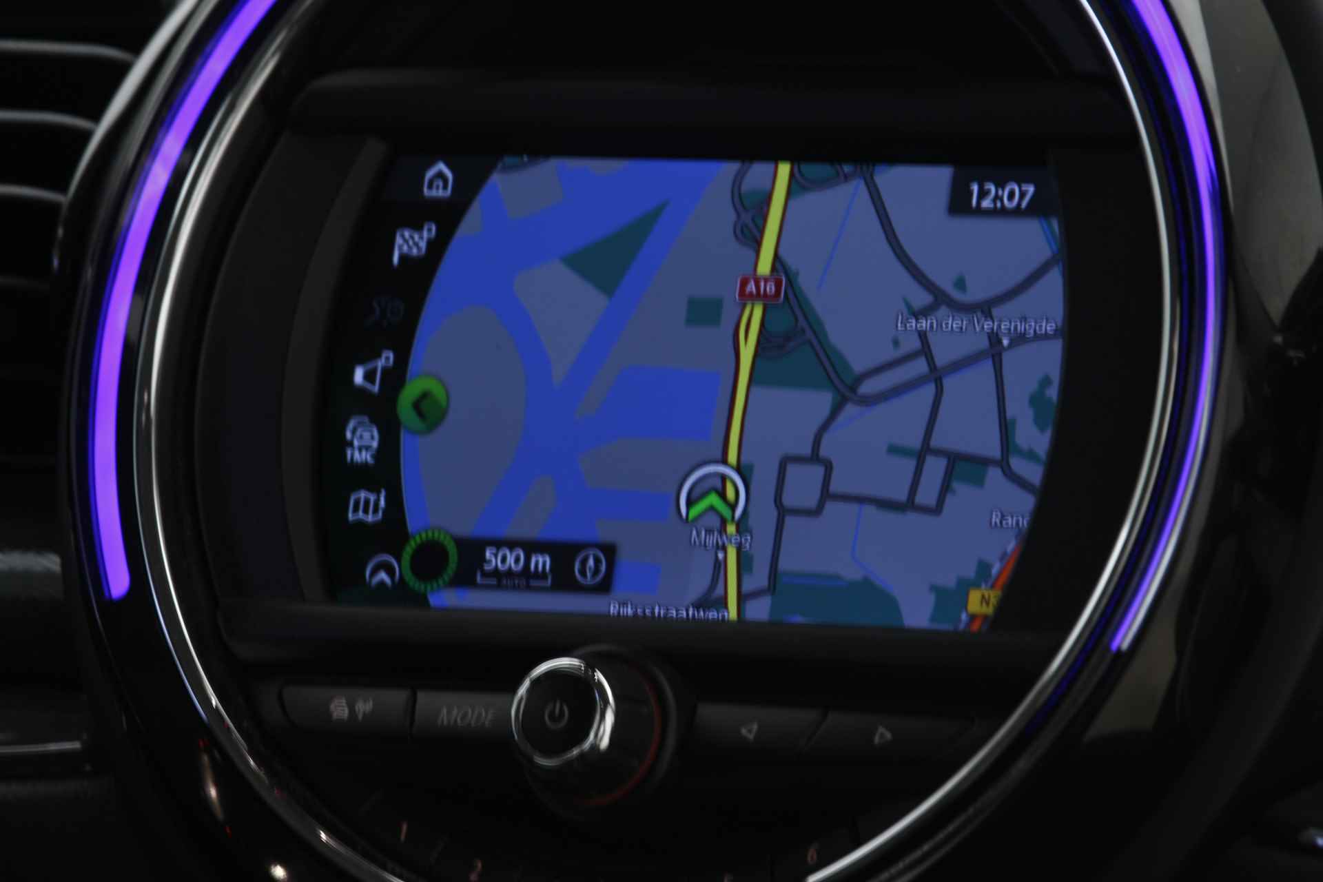 MINI Clubman Cooper | Trekhaak | CarPlay | Navigatie | Airco | 2 jaar MINI Garantie! - 26/32