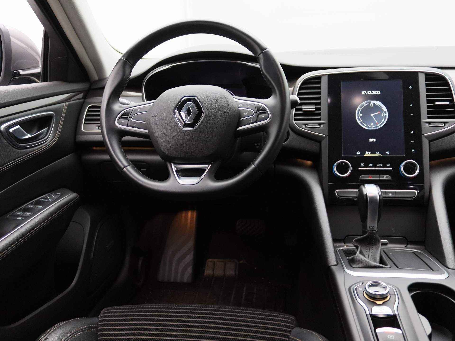 Renault Talisman Estate TCe 225pk Intens EDC/Automaat ALL-IN PRIJS! BOSE | Camera | Navi | Elektr. achterklep | 18" velgen - 31/37