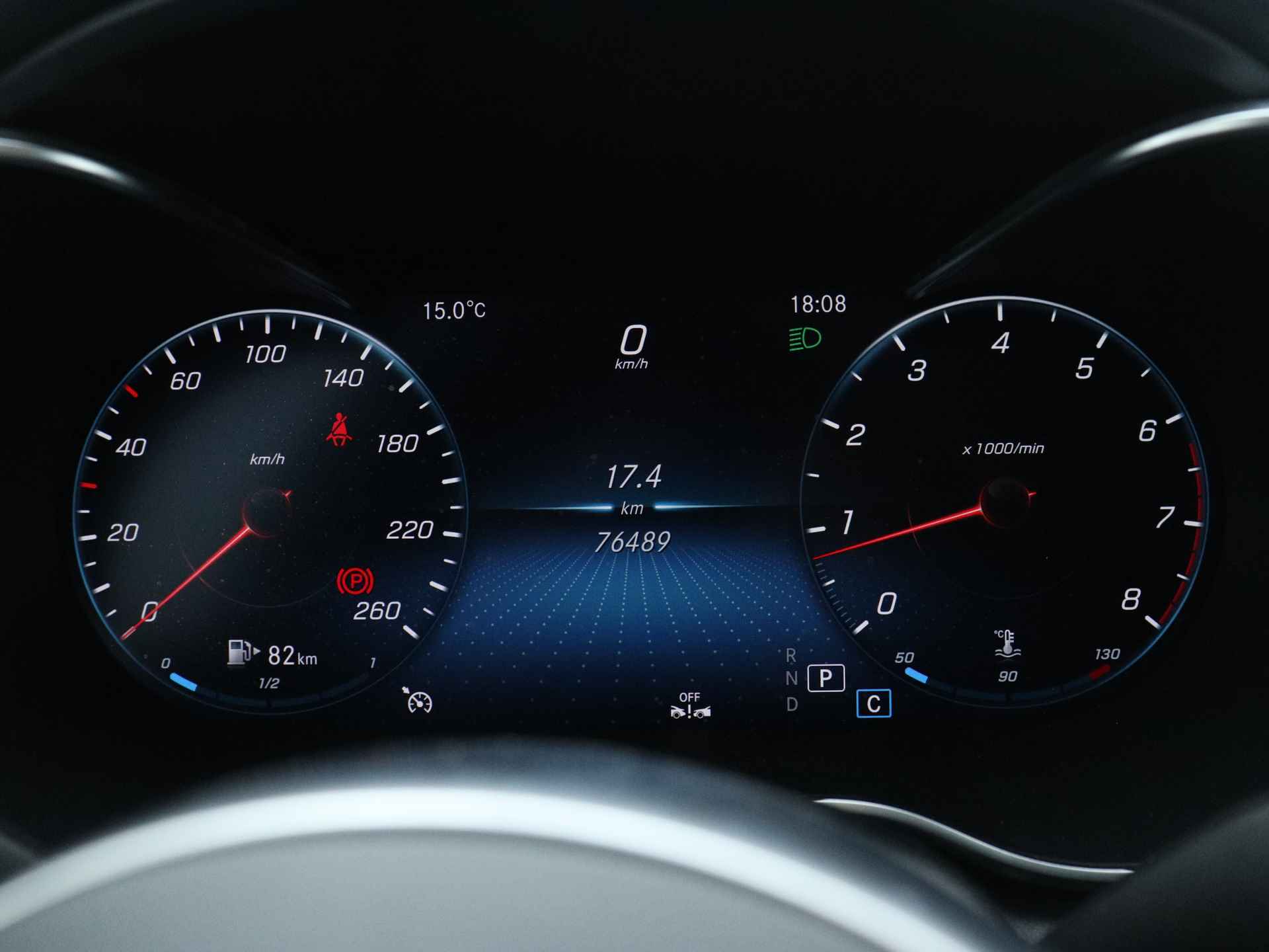 Mercedes-Benz C-Klasse 180 Business Solution AMG | 5 spaaks lichtmetalen velgen | Navigatie | Panoramadak | AMG Styling | Achteruitrijcamera | LED Koplampen | Inclusief 24 maanden MB Certified garantie voor europa. - 7/50