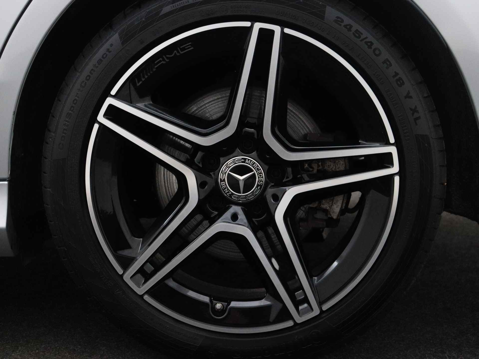 Mercedes-Benz C-Klasse 180 Business Solution AMG | 5 spaaks lichtmetalen velgen | Navigatie | Panoramadak | AMG Styling | Achteruitrijcamera | LED Koplampen | Inclusief 24 maanden MB Certified garantie voor europa. - 47/50