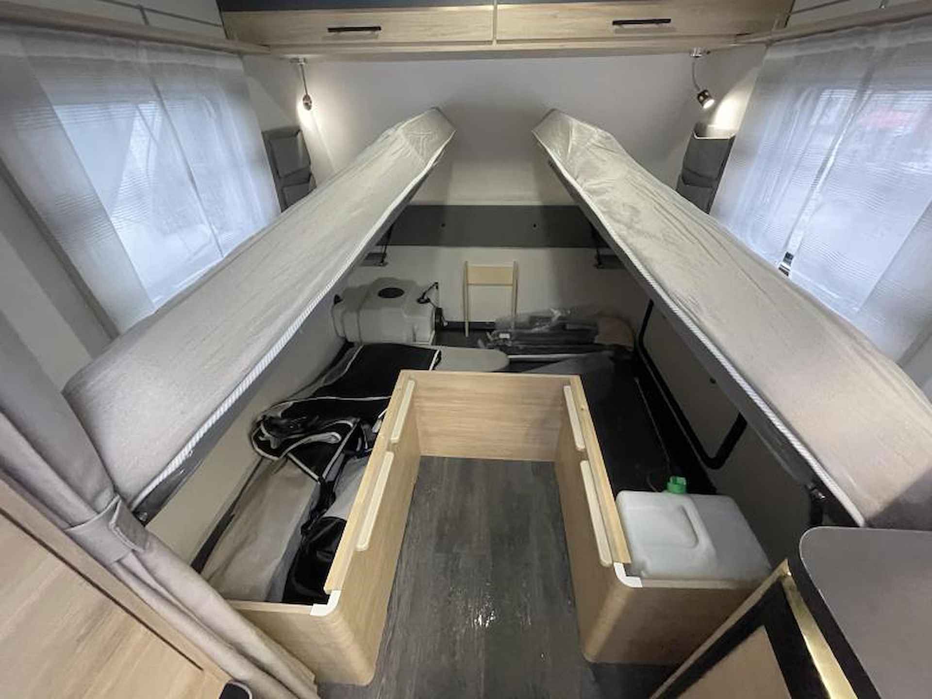 Caravelair Alba Style 472 Enkele bedden Mover Unico - 18/23