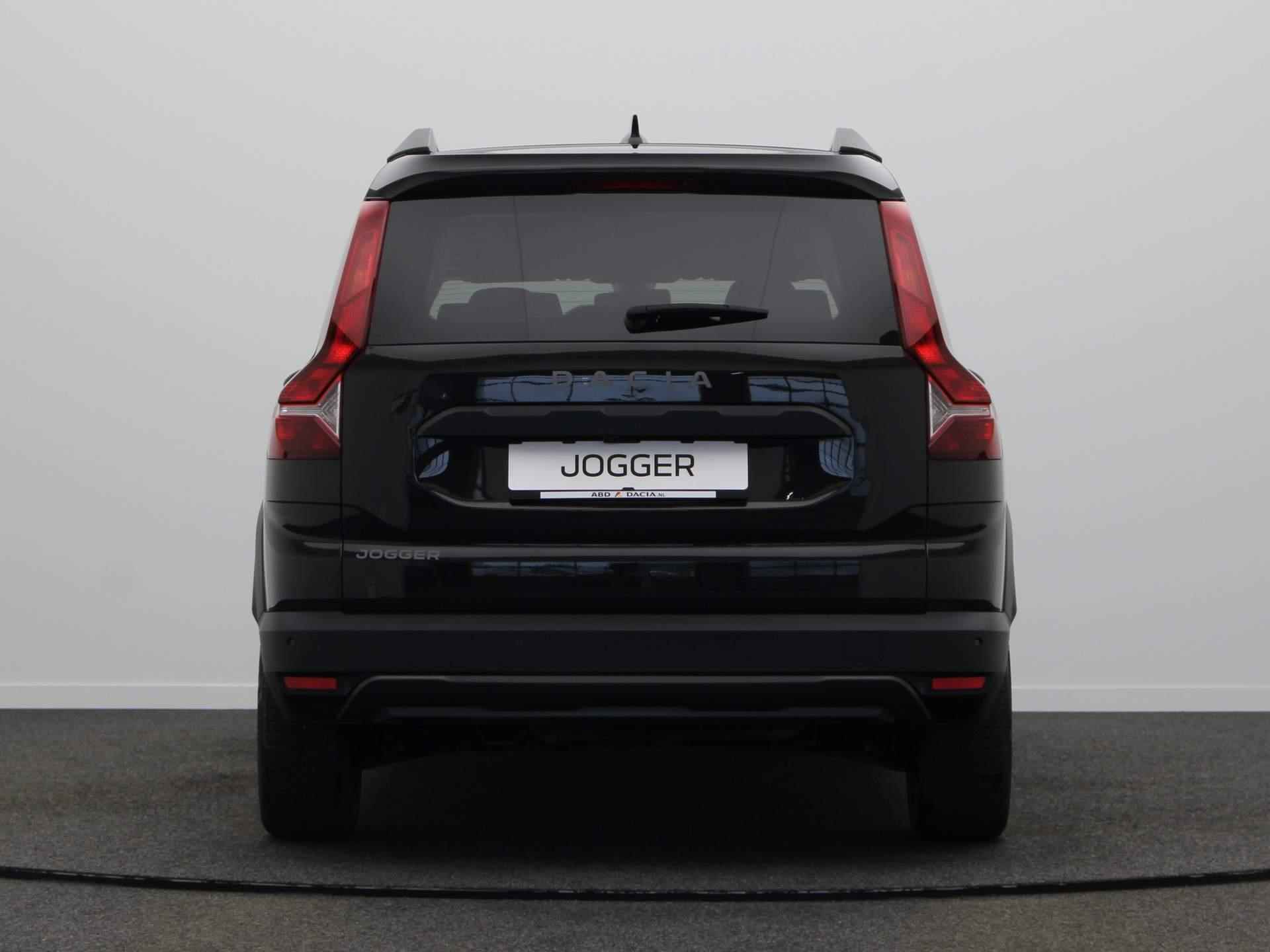 Dacia Jogger TCe 110pk Extreme 7p. | Pack Extreme | Apple Carplay / Android Auto | Stoelverwarming | Dodehoekdetectie | 1e eigenaar | Achteruitrijcamera | - 7/41