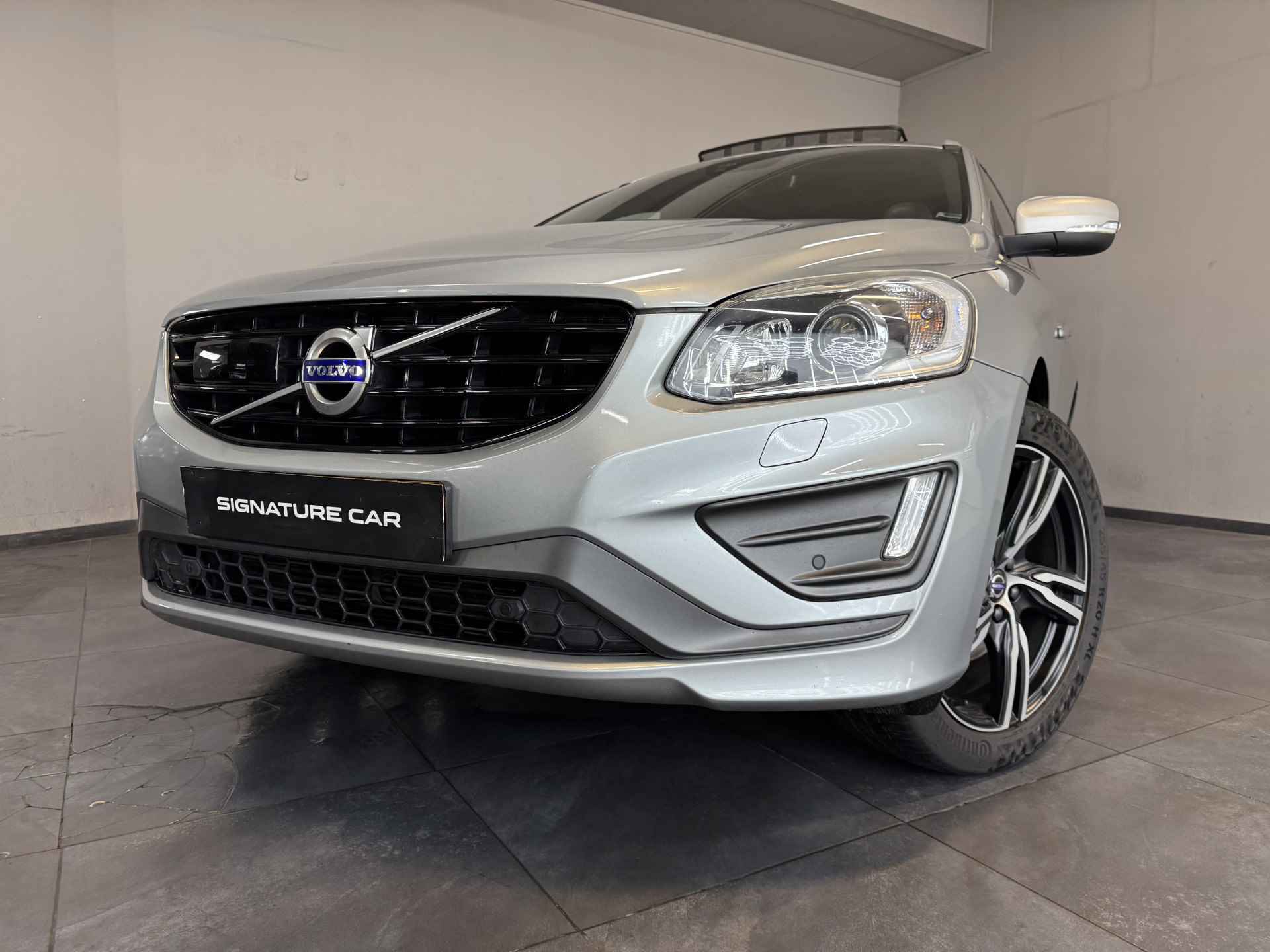 Volvo XC60 2.0 D4 FWD R-Design ✅ Panoramadak ✅ R-Design ✅ Harman/Kardon ✅ Trekhaak ✅ Stoelverwarming ✅ Adaptive Cruise Control ✅ Stuurverwarming ✅ - 11/82