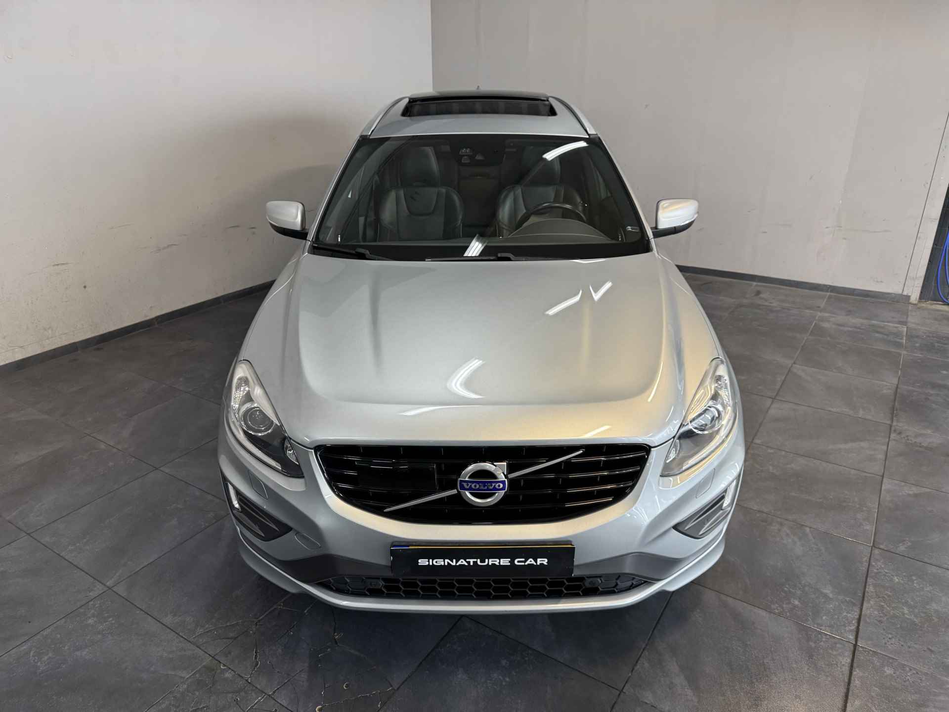 Volvo XC60 2.0 D4 FWD R-Design ✅ Panoramadak ✅ R-Design ✅ Harman/Kardon ✅ Trekhaak ✅ Stoelverwarming ✅ Adaptive Cruise Control ✅ Stuurverwarming ✅ - 39/82