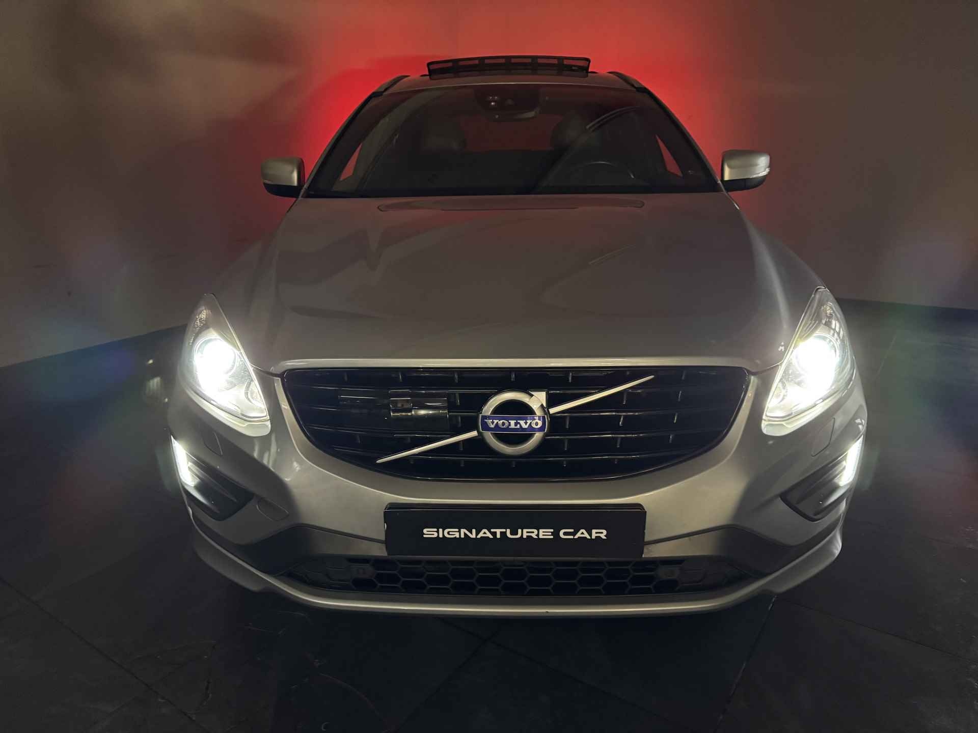 Volvo XC60 2.0 D4 FWD R-Design ✅ Panoramadak ✅ R-Design ✅ Harman/Kardon ✅ Trekhaak ✅ Stoelverwarming ✅ Adaptive Cruise Control ✅ Stuurverwarming ✅ - 41/82