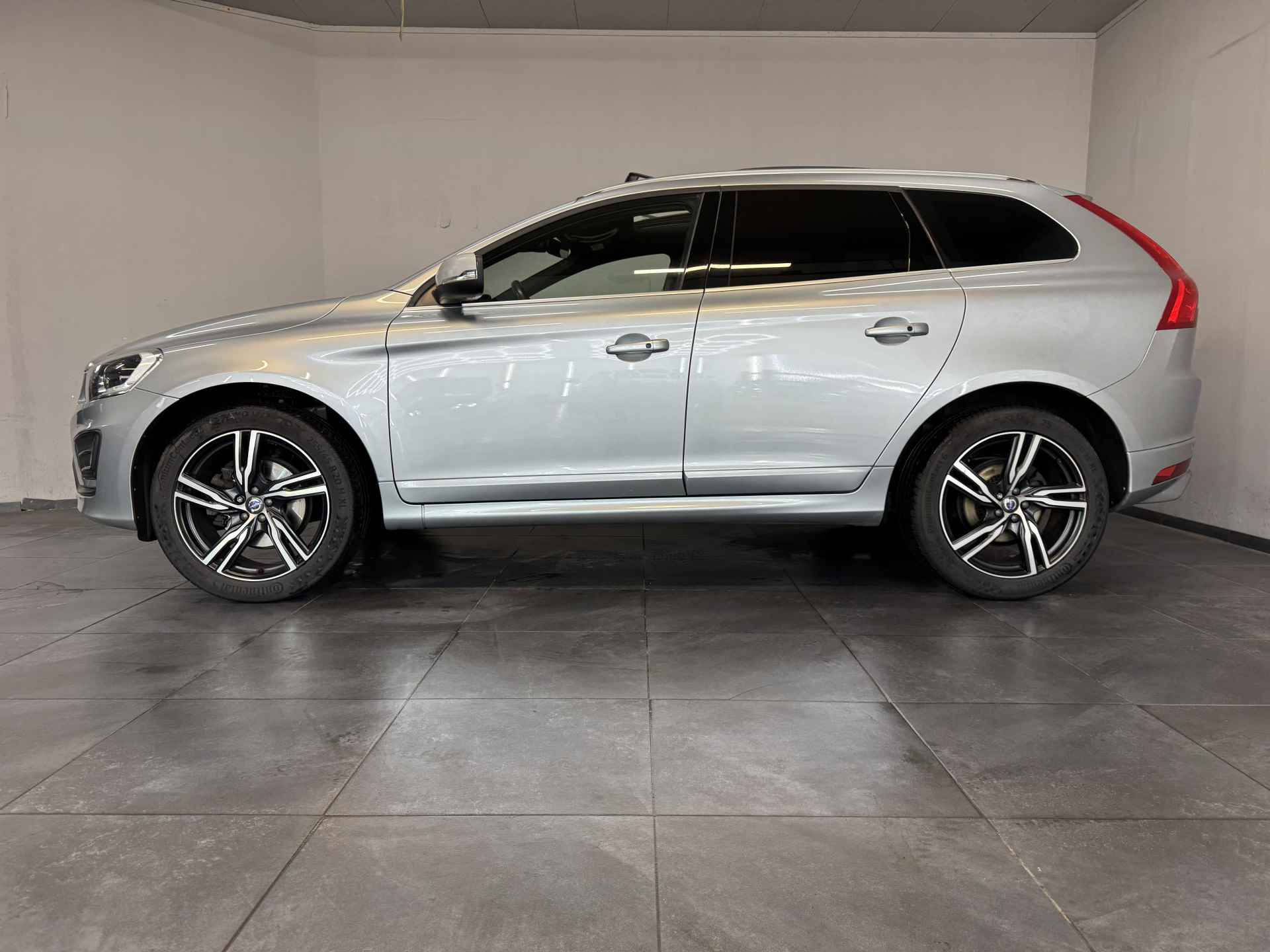 Volvo XC60 2.0 D4 FWD R-Design ✅ Panoramadak ✅ R-Design ✅ Harman/Kardon ✅ Trekhaak ✅ Stoelverwarming ✅ Adaptive Cruise Control ✅ Stuurverwarming ✅ - 66/82