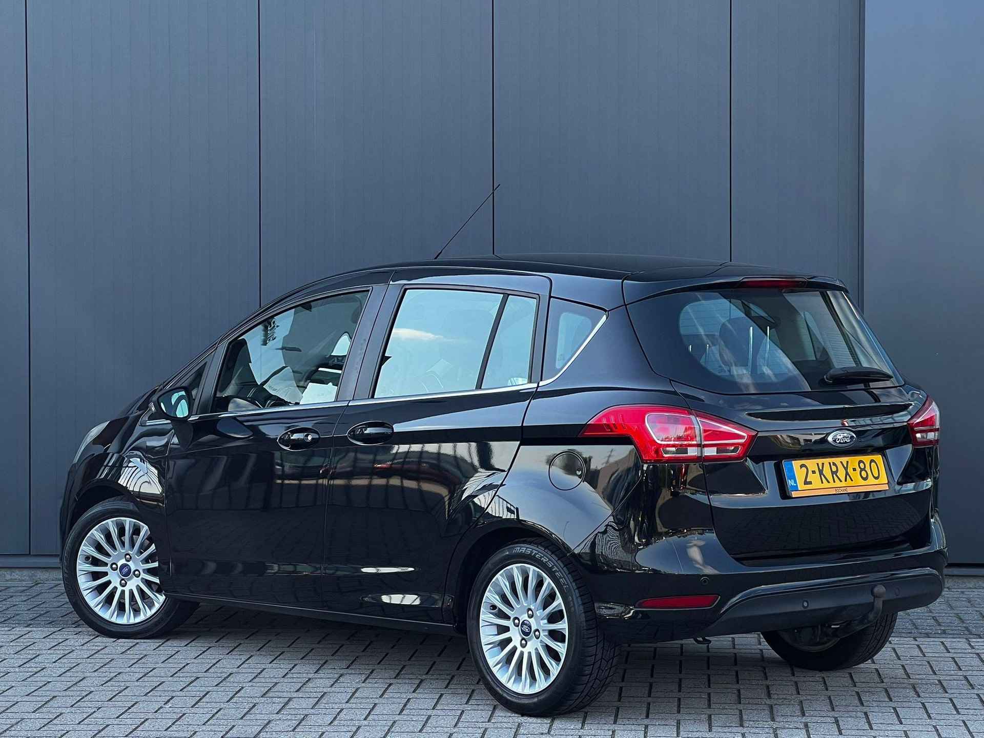 Ford B-Max 1.0 EcoBoost 100 Titanium | Navigatie | Climate Control | Achteruitrijcamera | Trekhaak - 9/22