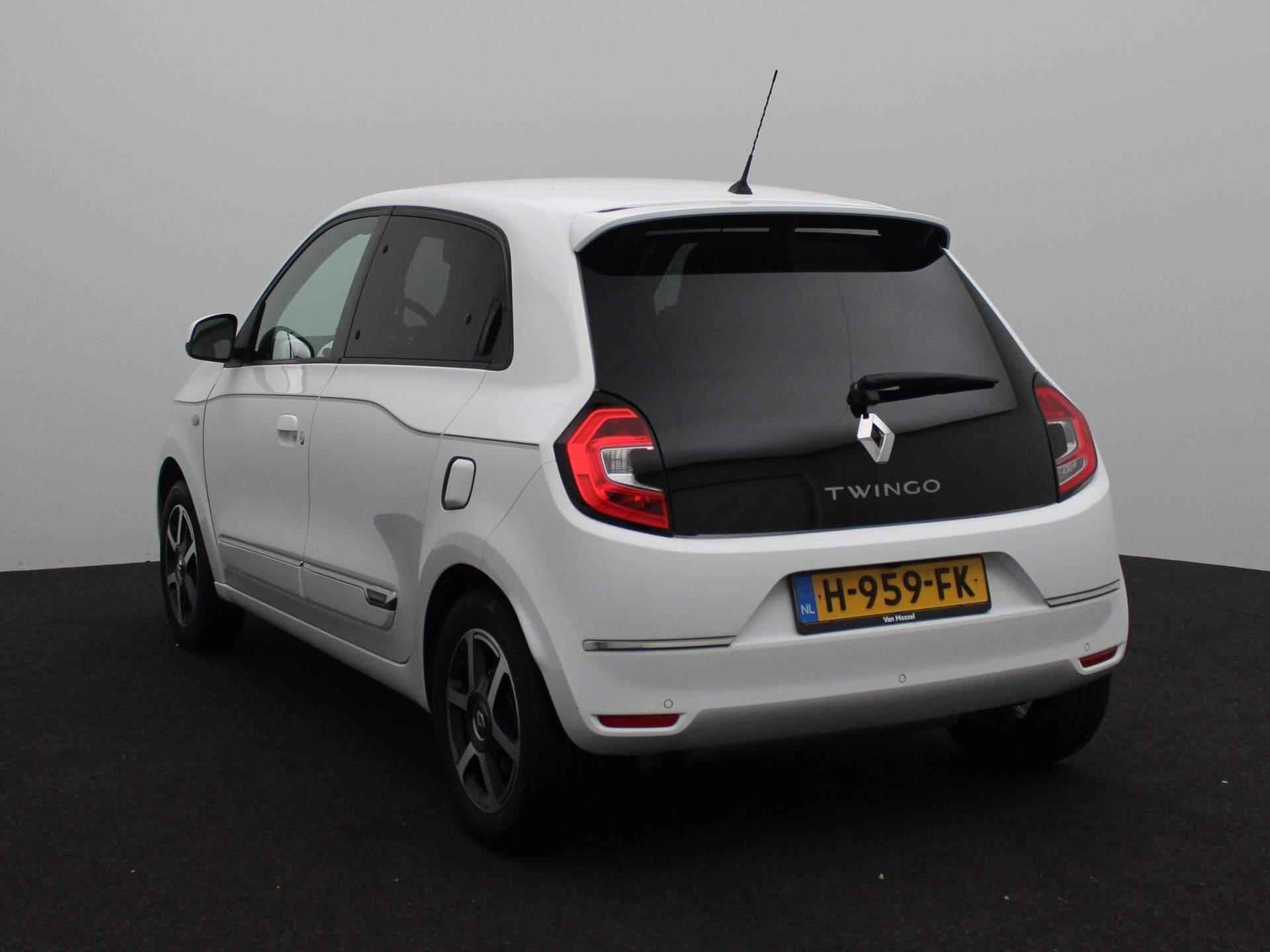 Renault Twingo TCe 95 EDC Automaat Intens | Climate Control | Cruise control met snelheidsbegrenzer | Lichtmetalen velgen Argos | Parkeersensoren achter met achteruitrijcamera | - 2/25