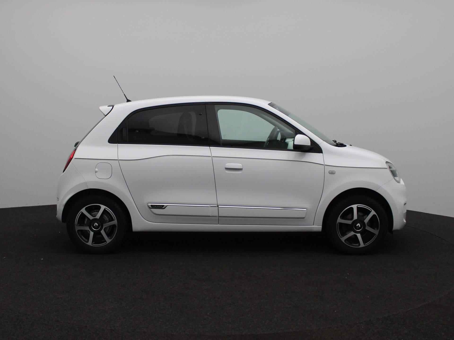 Renault Twingo TCe 95 EDC Automaat Intens | Climate Control | Cruise control met snelheidsbegrenzer | Lichtmetalen velgen Argos | Parkeersensoren achter met achteruitrijcamera | - 6/25