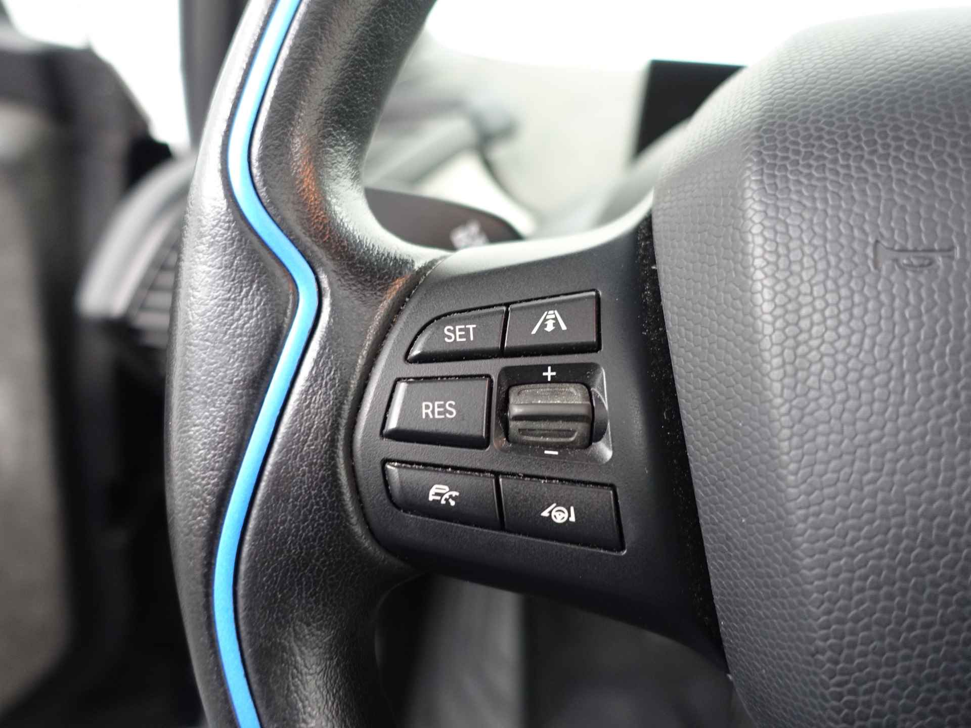 BMW i3 Basis iPerformance 94Ah 33 kWh M Sport- Panoramadak, Harman Kardon, Camera, Navi, Xenon Led, Stoelverwarming - 19/38